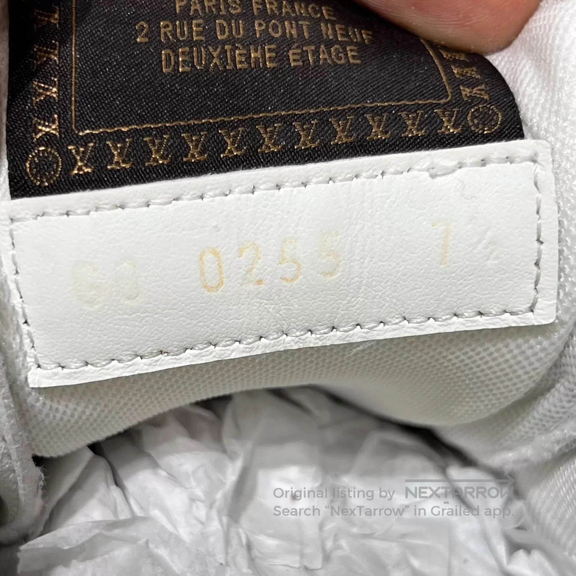 Louis Vuitton White Low-Top Sneakers Size 8.5. Size US 8.5 / EU 41-42 - 8 Thumbnail