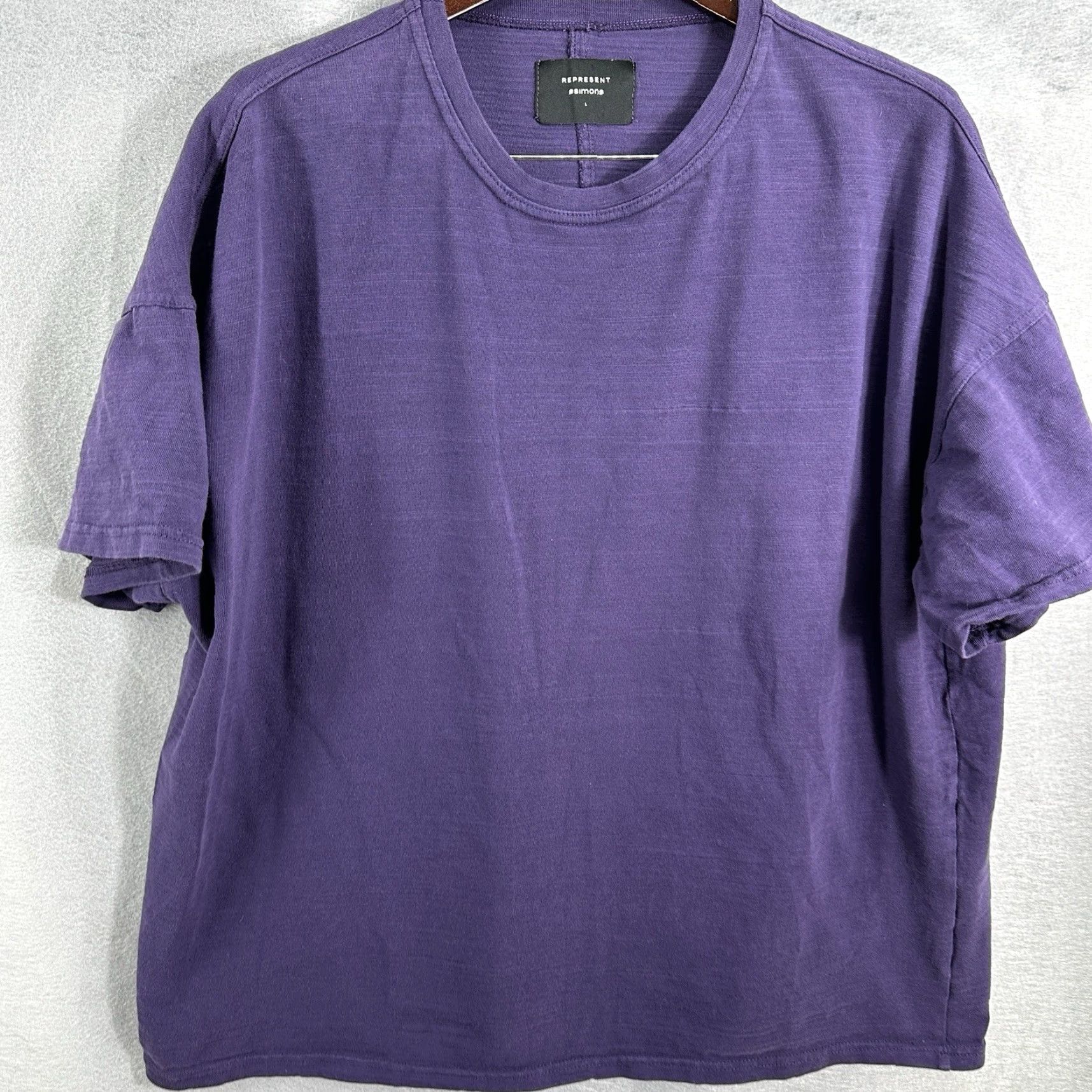 Vintage REPRESENT Simons Shirt Mens Large Purple Designer Back Hem Crew Neck Streetwear Shirt Mens Large Purple Designer Back Hem Crew Neck Streetwear Size US L / EU 52-54 / 3 - 5 Thumbnail