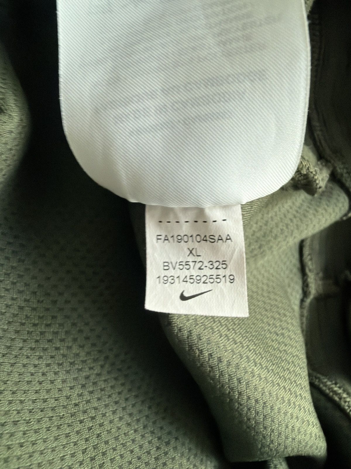 Nike Nike pro hoodie Size US XL / EU 56 / 4 - 4 Thumbnail