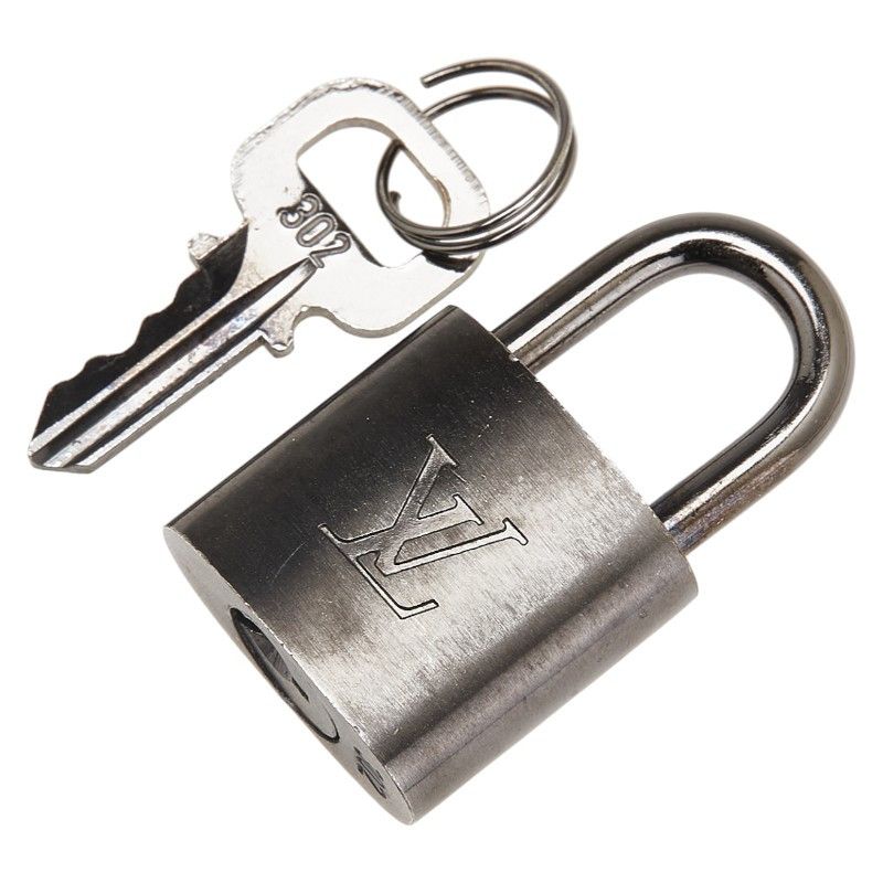 Louis Vuitton Louis Vuitton Louis Vuitton Padlock Metal Padlock Metal Charm DUTY FREE for USA Size ONE SIZE - 1 Thumbnail