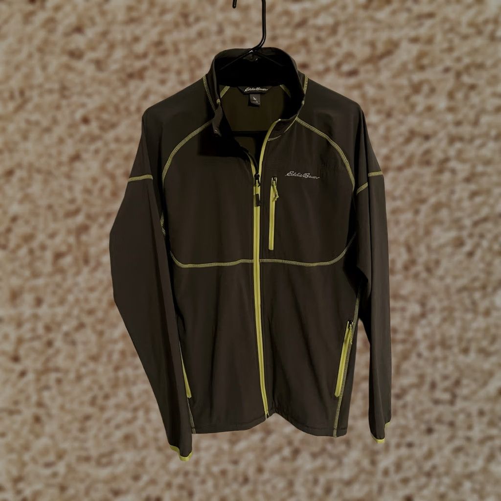 Eddie Bauer Eddie Bauer Gray Lime Green Full Zip Athletic Soft Shell Jacket Men's Medium Size US M / EU 48-50 / 2 - 1 Thumbnail