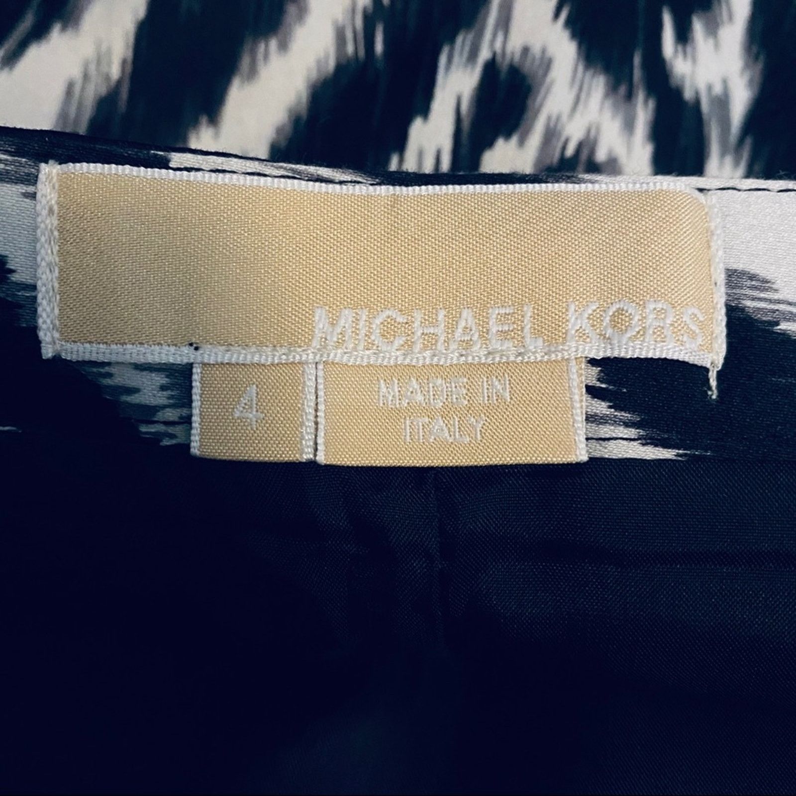 Michael Kors Michael Kors zebra print skirt Size 27" / US 4 / IT 40 - 3 Thumbnail