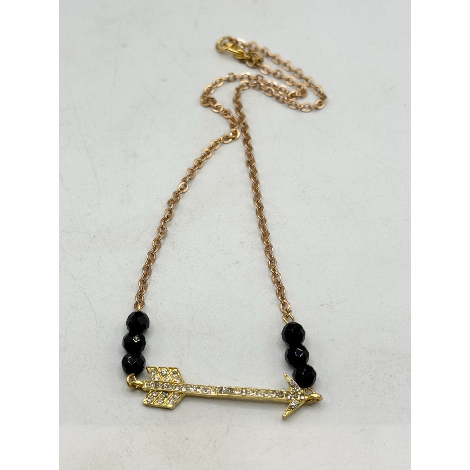 Vintage Vintage rhinestone arrow black semi precious bead necklace Size ONE SIZE - 3 Thumbnail