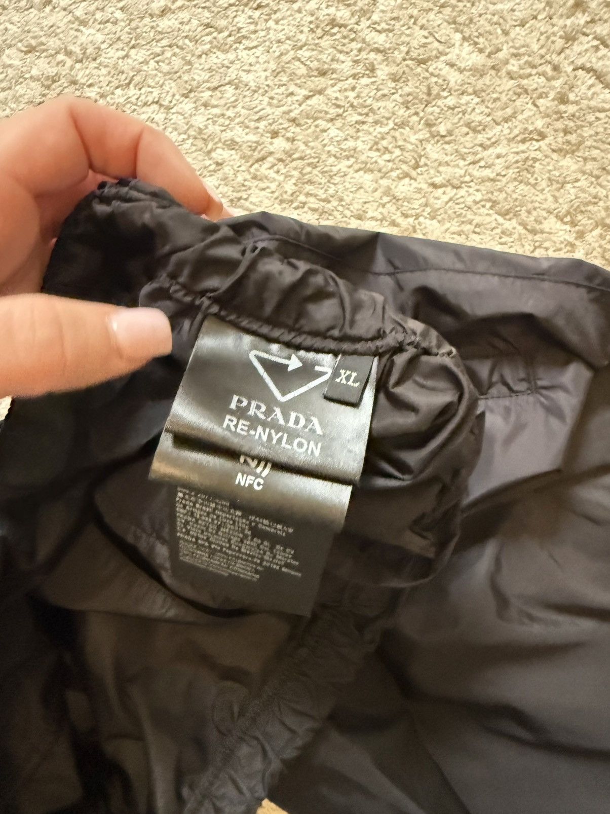 Prada Nylon pants XL condition 10/10 Size US 38 / EU 54 - 11 Thumbnail