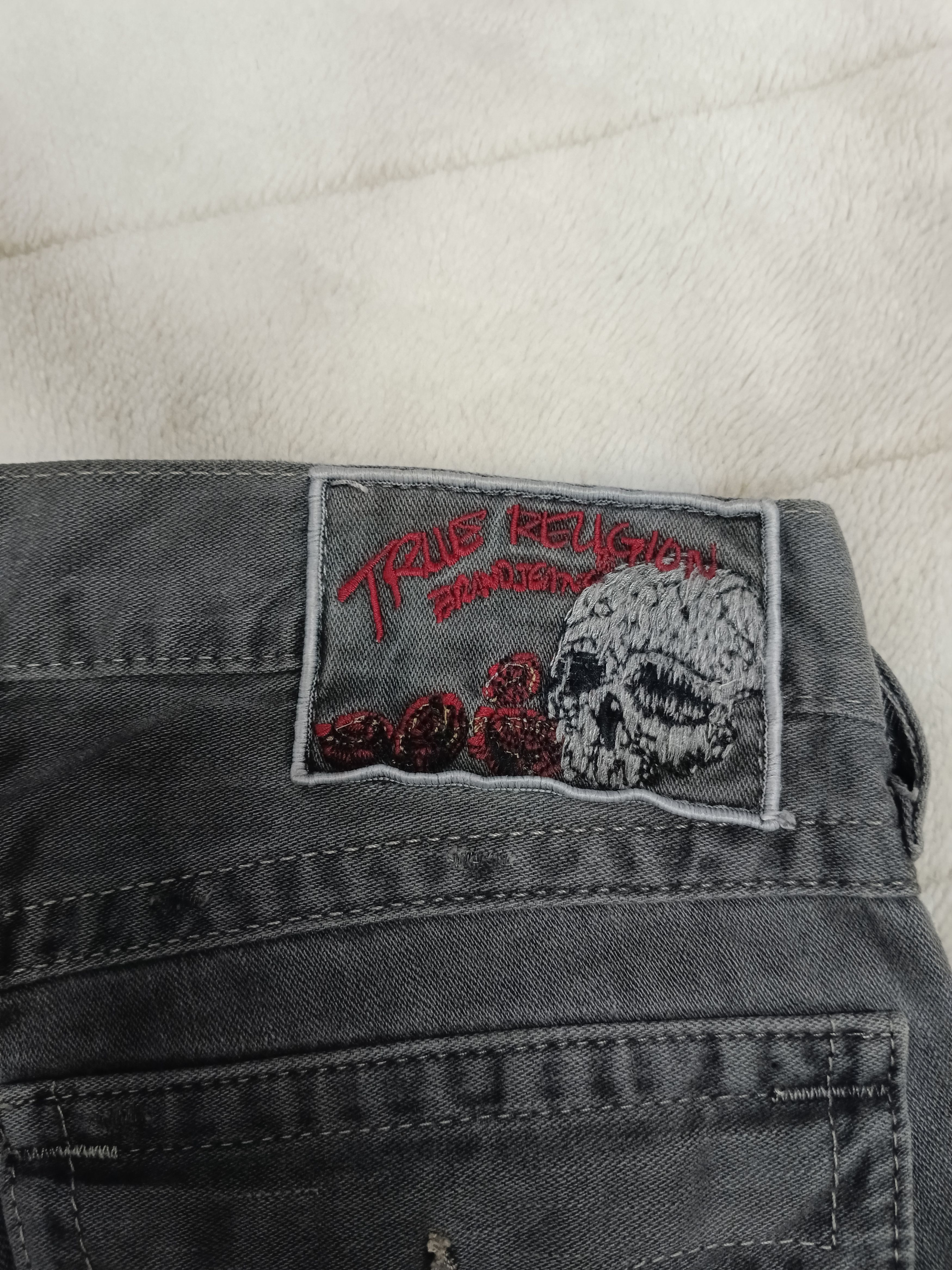 True Religion DiSTRESSED TRUE RELIGION BLACK DENIM PANTS Size US 31 - 8 Thumbnail