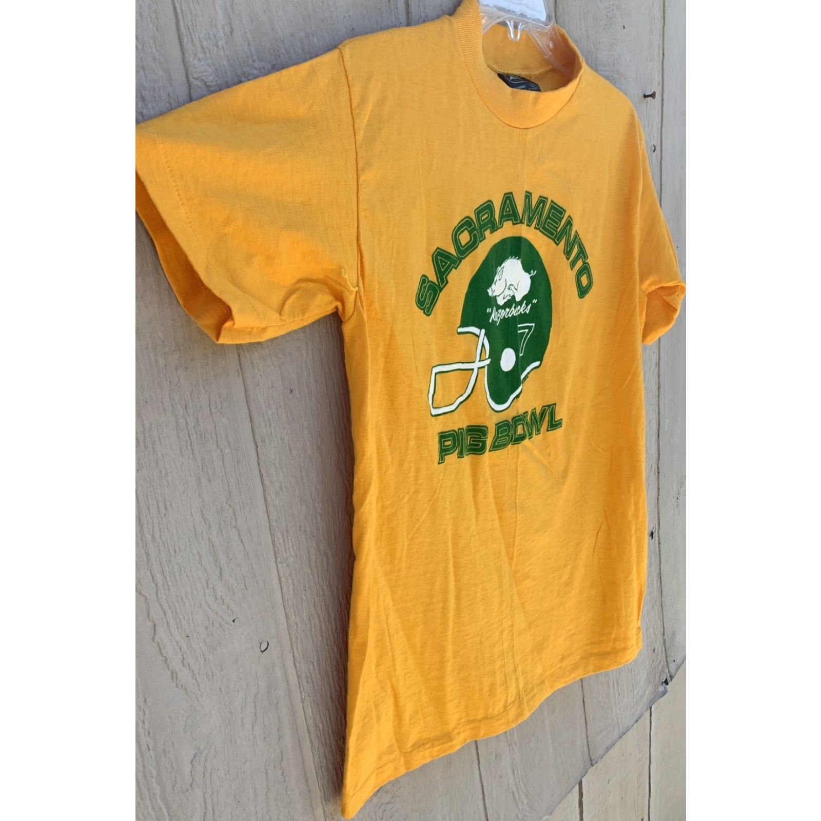 Anvil VINTAGE Sacramento Razorbacks 7 Pig Bowl T Shirt Anvil Size S Yellow Graphic Tee Mens 70s 80s USA Cotton Short Sleeve Size US S / EU 44-46 / 1 - 2 Thumbnail