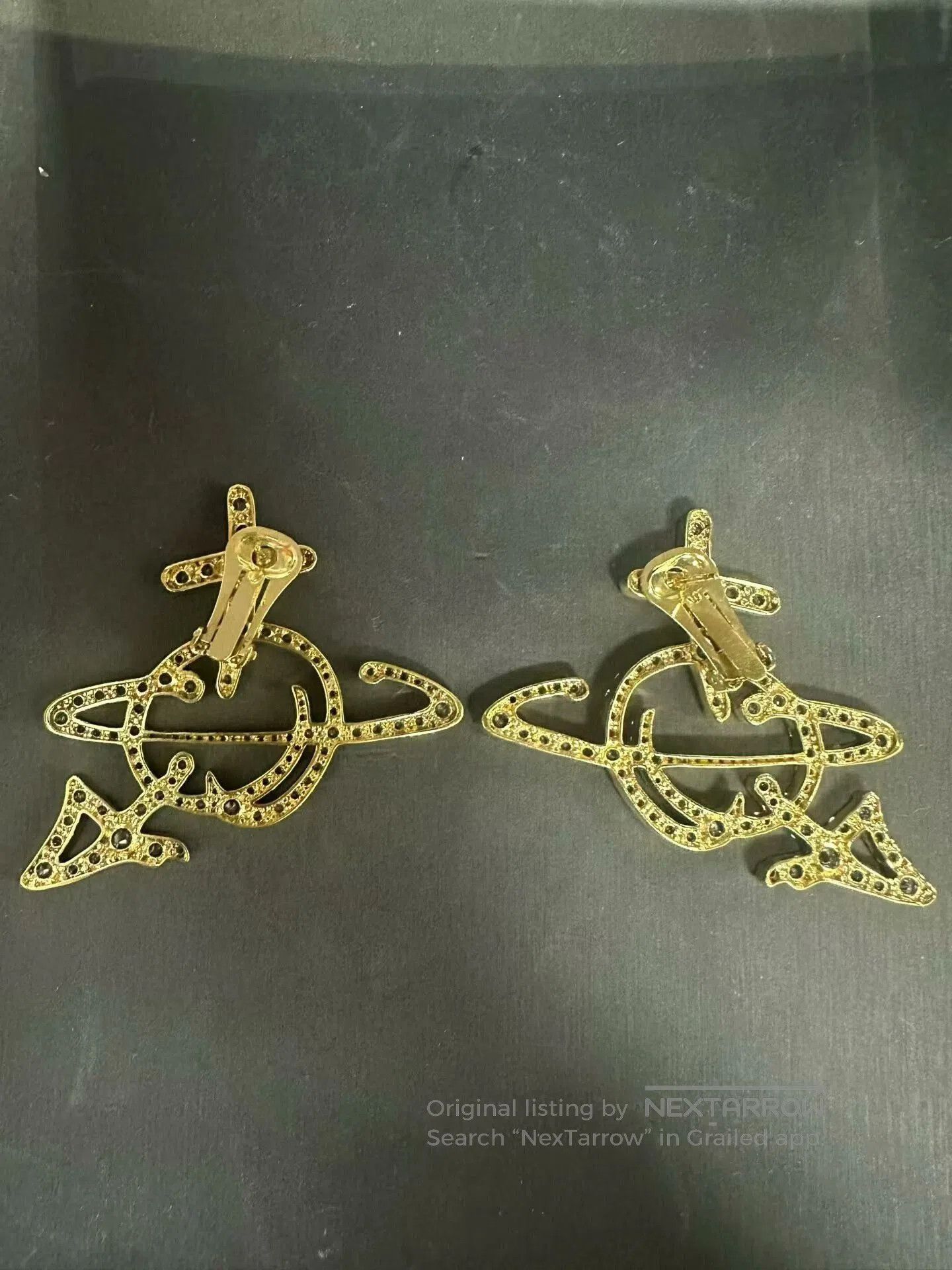 Vivienne Westwood vivienne westwood giant arrow earrings in gold. Size ONE SIZE - 4 Thumbnail
