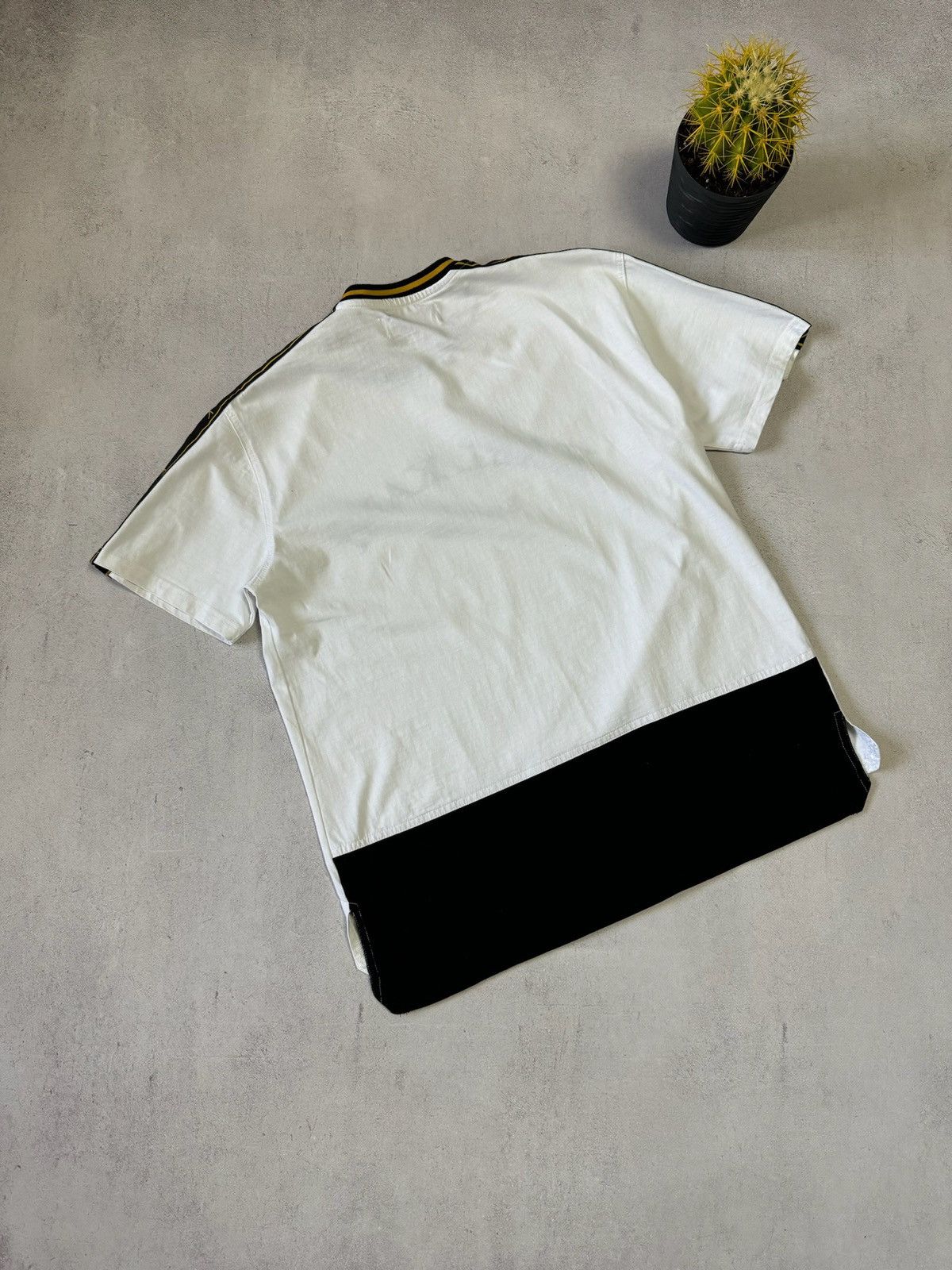 Karl Kani × Vintage Vintage Karl Kani T Shirt Tee Big Logo Baggy White Y2K Rap Size US M / EU 48-50 / 2 - 7 Thumbnail