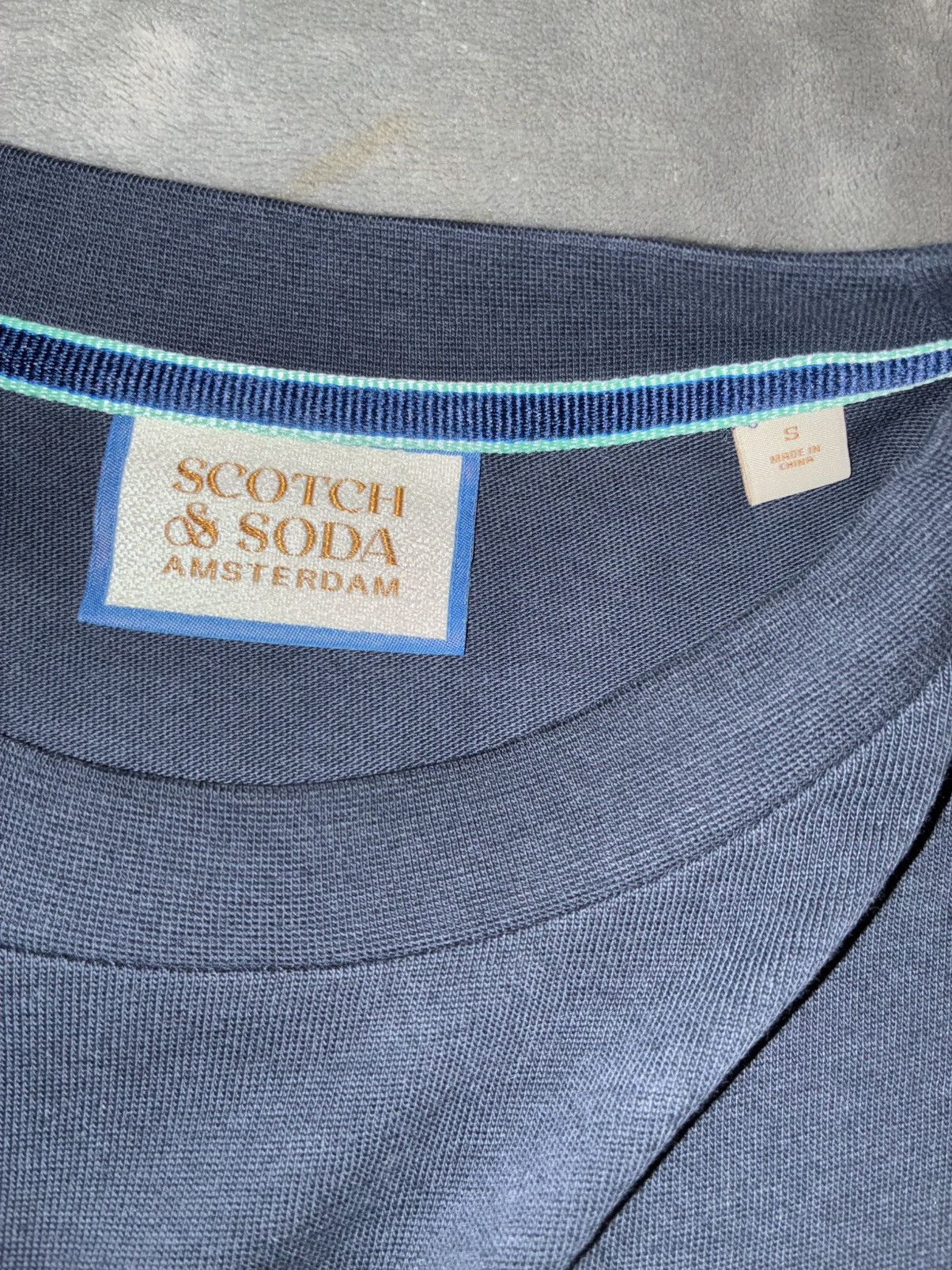 Scotch & Soda Scotch & Soda Navy Tee with Colorful Floral Embroidery Size US S / EU 44-46 / 1 - 5 Thumbnail