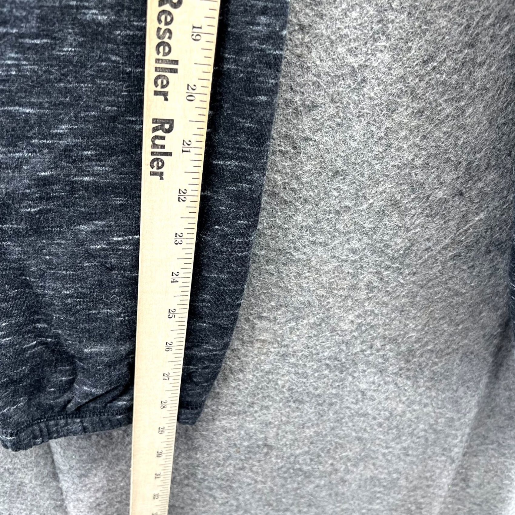 Reebok VINTAGE Reebok Sweatpants Womens Small Gray Heather Athletic Logo Tapered Jogger Pockets Spring Fall Winter Womens Size 28" / US 6 / IT 42 - 4 Thumbnail