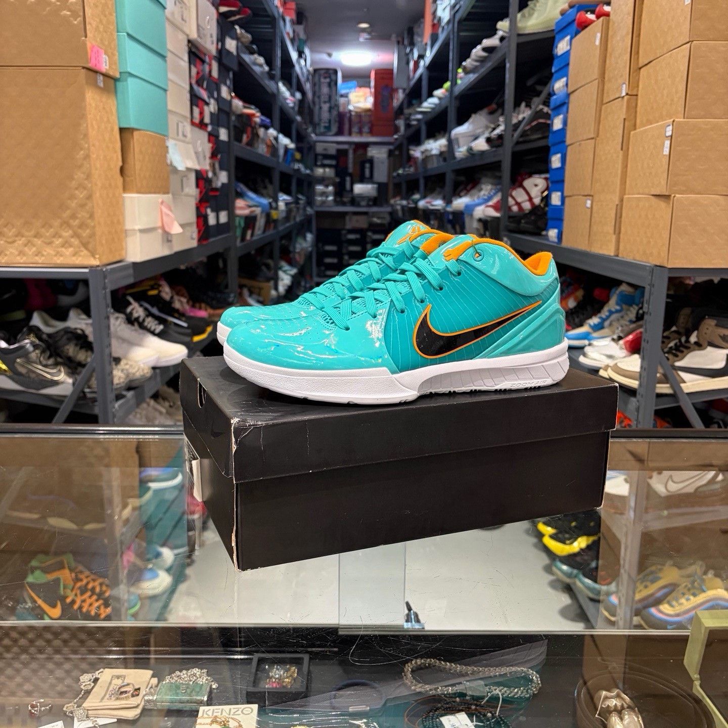 UNDEFEATED x Nike Zoom Kobe 4 Protro