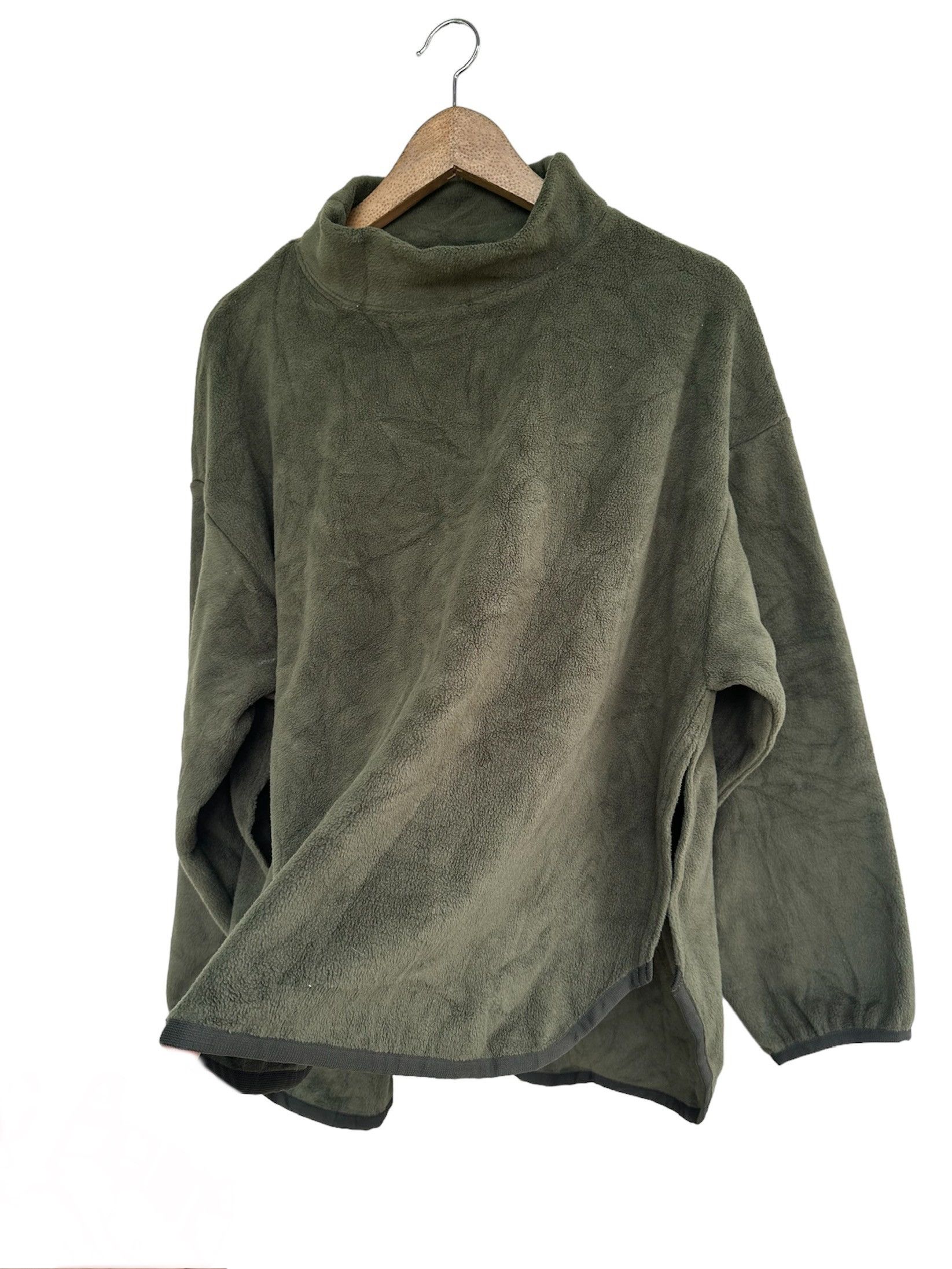 Uniqlo × White Mountaineering Uniqlo X White Mountaineering Fleece Sweater Size US XL / EU 56 / 4 - 3 Thumbnail