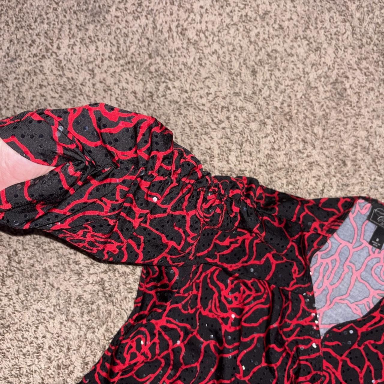 Other Y2K Red and black sequin rose print babydoll top with fringe Size S / US 4 / IT 40 - 6 Thumbnail
