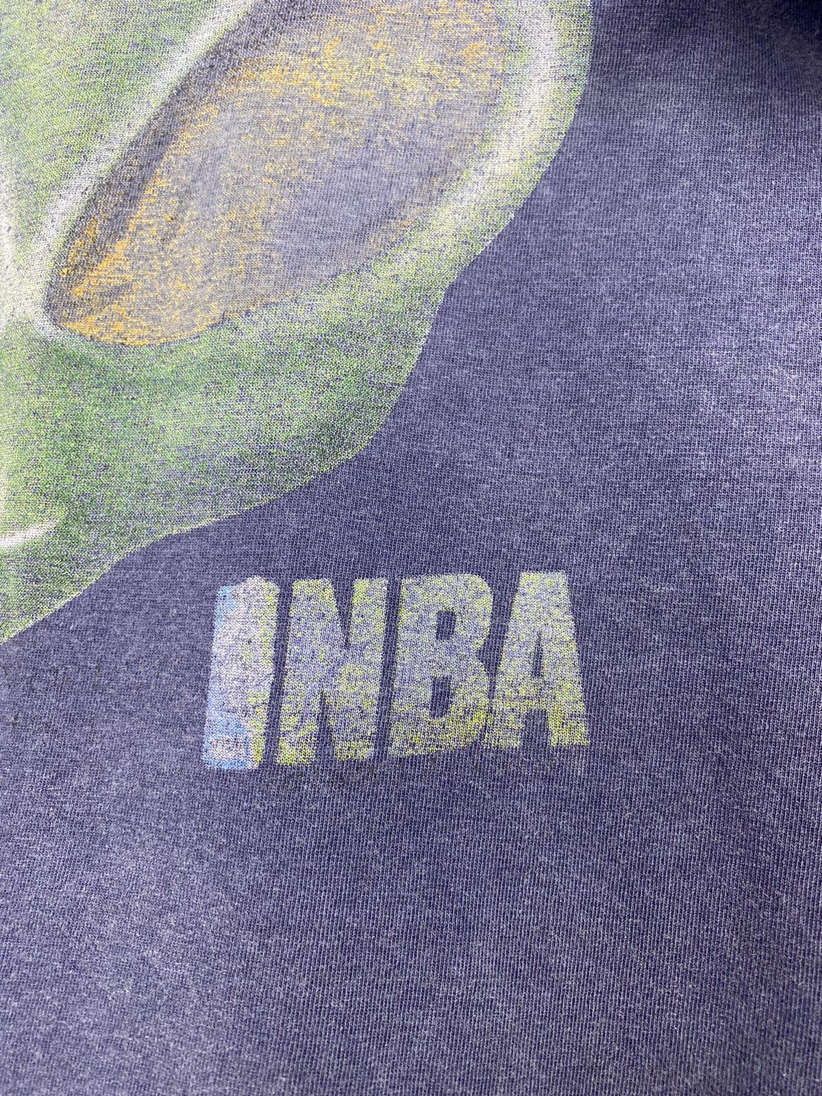 Alien Workshop Rare! Vintage 90s ALIEN WORKSHOP Ripoff NBA Sunfaded Tee Size US XL / EU 56 / 4 - 11 Thumbnail