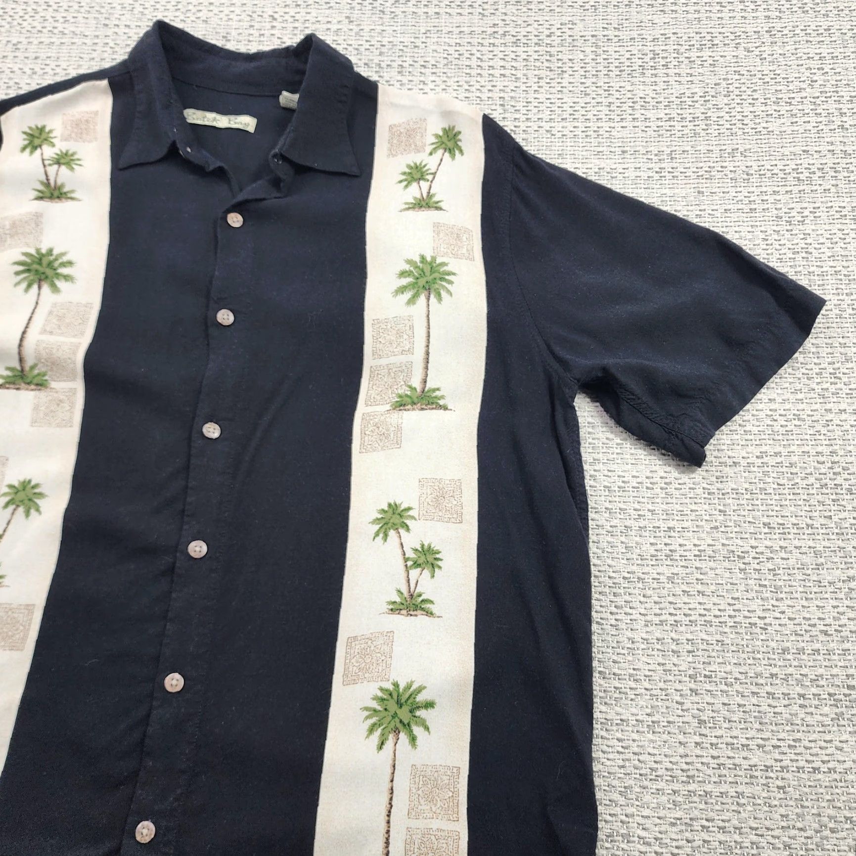 Vintage Batik Bay Hawaiian Shirt Mens M Black Palm Tree Rayon Button-Up Camp Aloha Short Sleeve Tropical Beach Casual Shirt Size US M / EU 48-50 / 2 - 2 Thumbnail