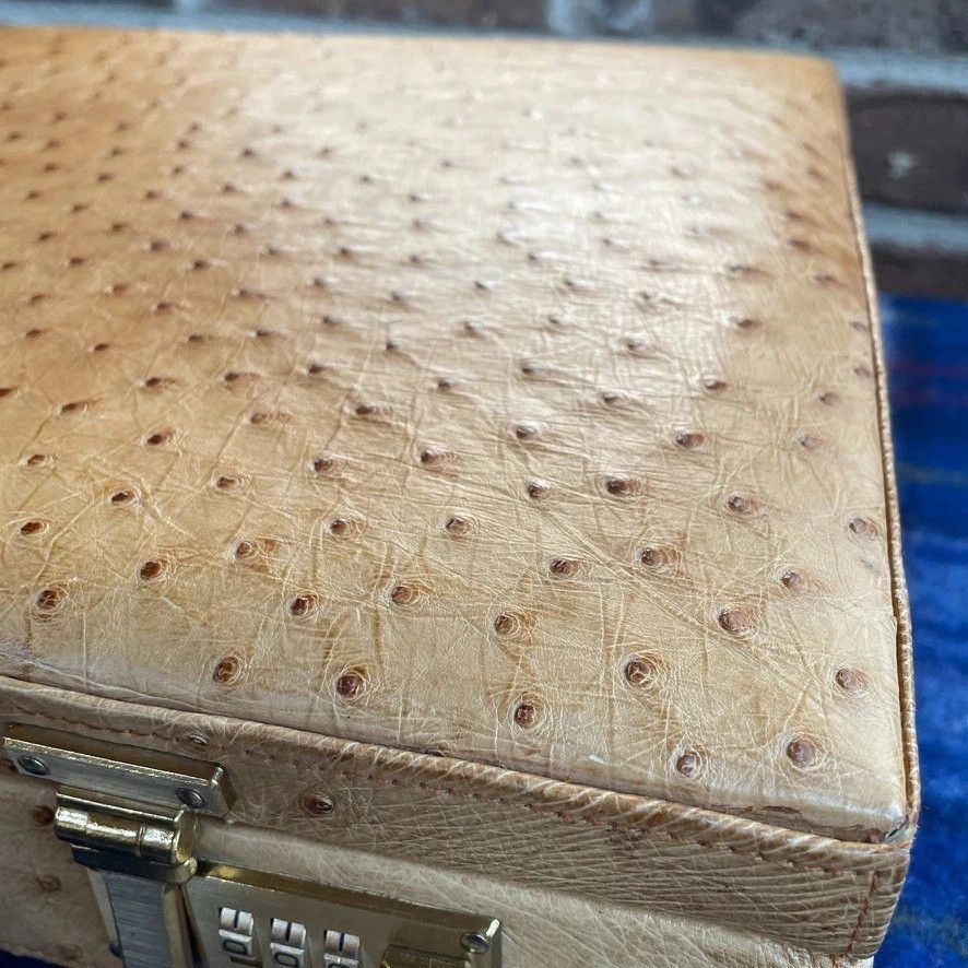 Other 1980s LUXURY OSTRICH SKIN HARDSIDE MACBOOK BRIEFCASE R$3248 Size ONE SIZE - 19 Thumbnail
