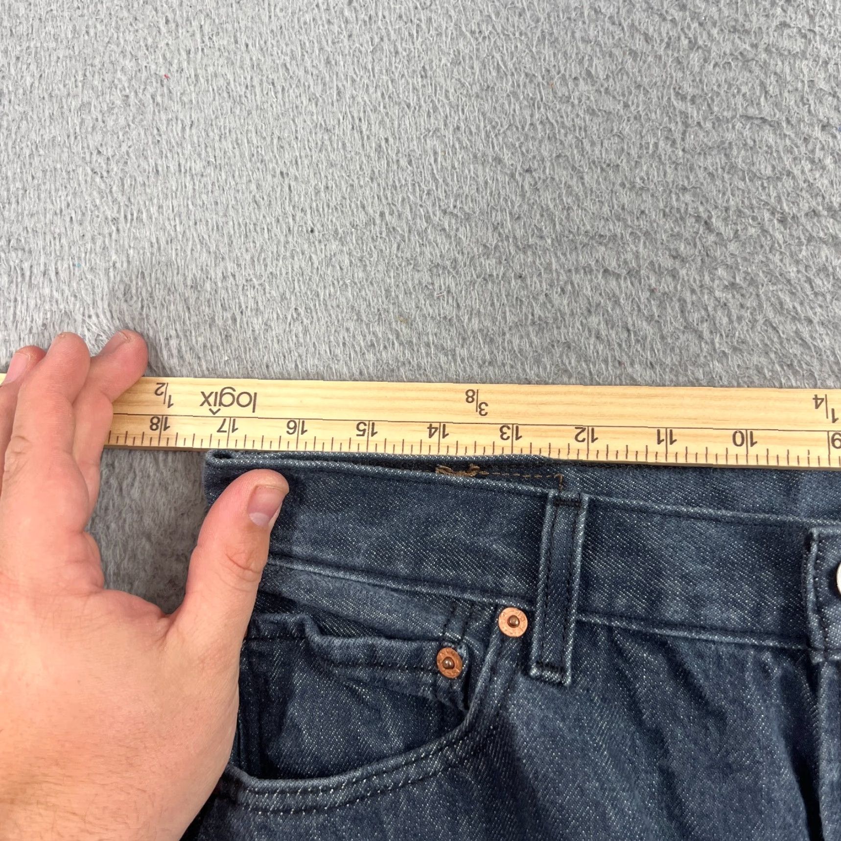 Levi's VINTAGE Levi's 501 Jeans Men's 34x34 Denim Dark Wash Straight Classic 90s Cowboy Size US 36 / EU 52 - 5 Thumbnail