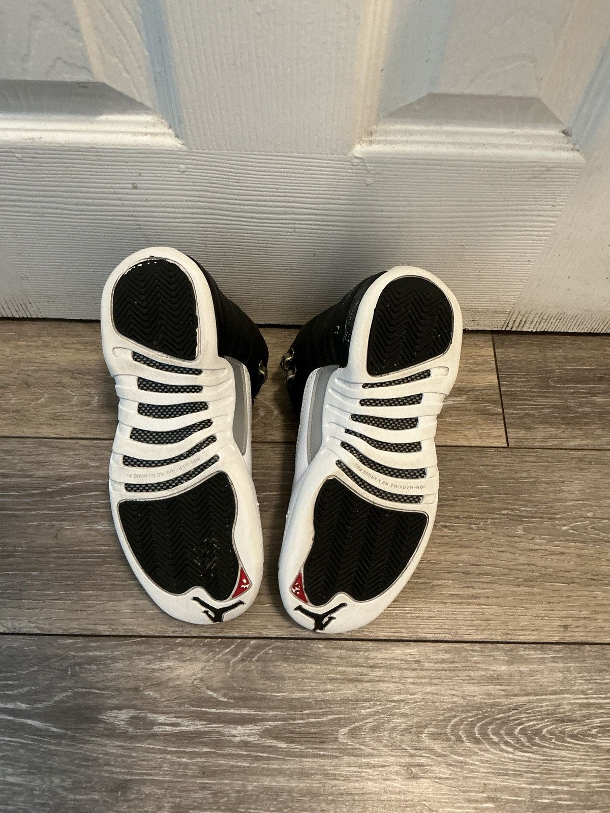 Jordan Brand Jordan 12 Playoffs Size US 6 / IT 36 - 2 Thumbnail