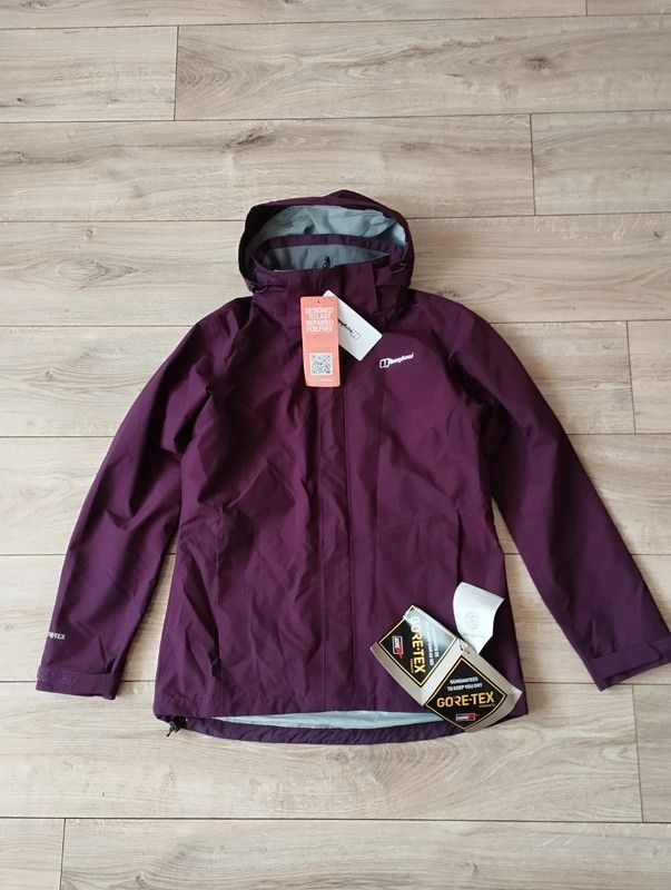 Berghaus Berghaus Maitland Gore Tex trekking jacket size 14 Berghaus Berghaus Maitland Gore Tex trekking jacket size 14