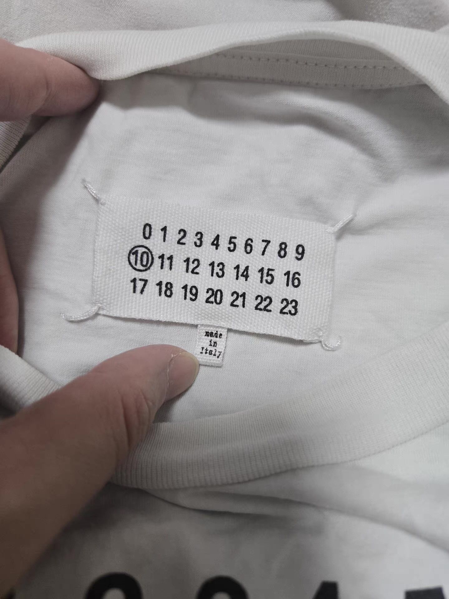 Maison Margiela Maison Margiela short sleeve T-shirt Q6 Size US S / EU 44-46 / 1 - 2 Thumbnail