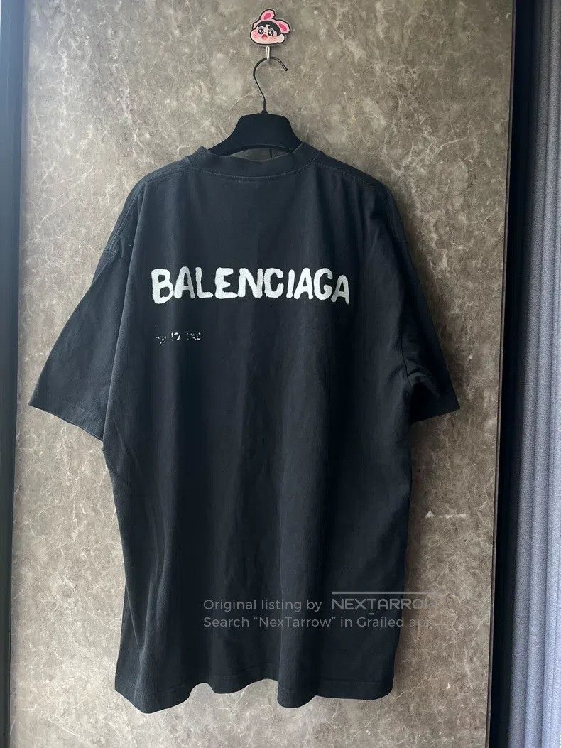 Balenciaga Balenciaga Model Graffiti Short Sleeve T-Shirt, Size Xs Size US XS / EU 42 / 0 - 2 Thumbnail