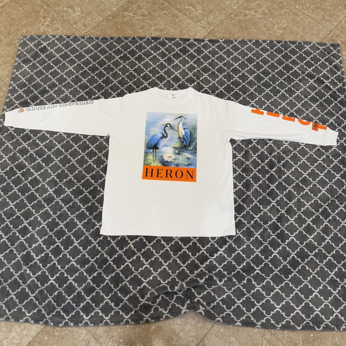 Heron Preston Heron Preston White Graphic KK HERONS JERSONE Size US XL / EU 56 / 4 - 3 Thumbnail