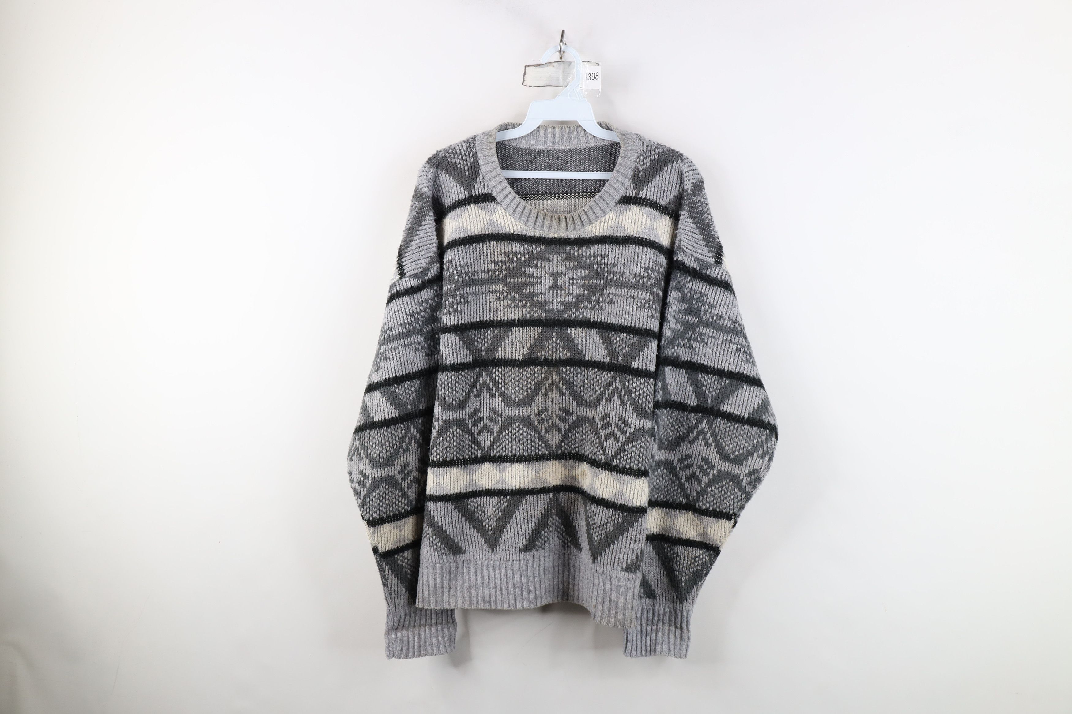 Vintage Vintage 90s Streetwear Fair Isle Knit Crewneck Sweater Size US L / EU 52-54 / 3 - 1 Thumbnail