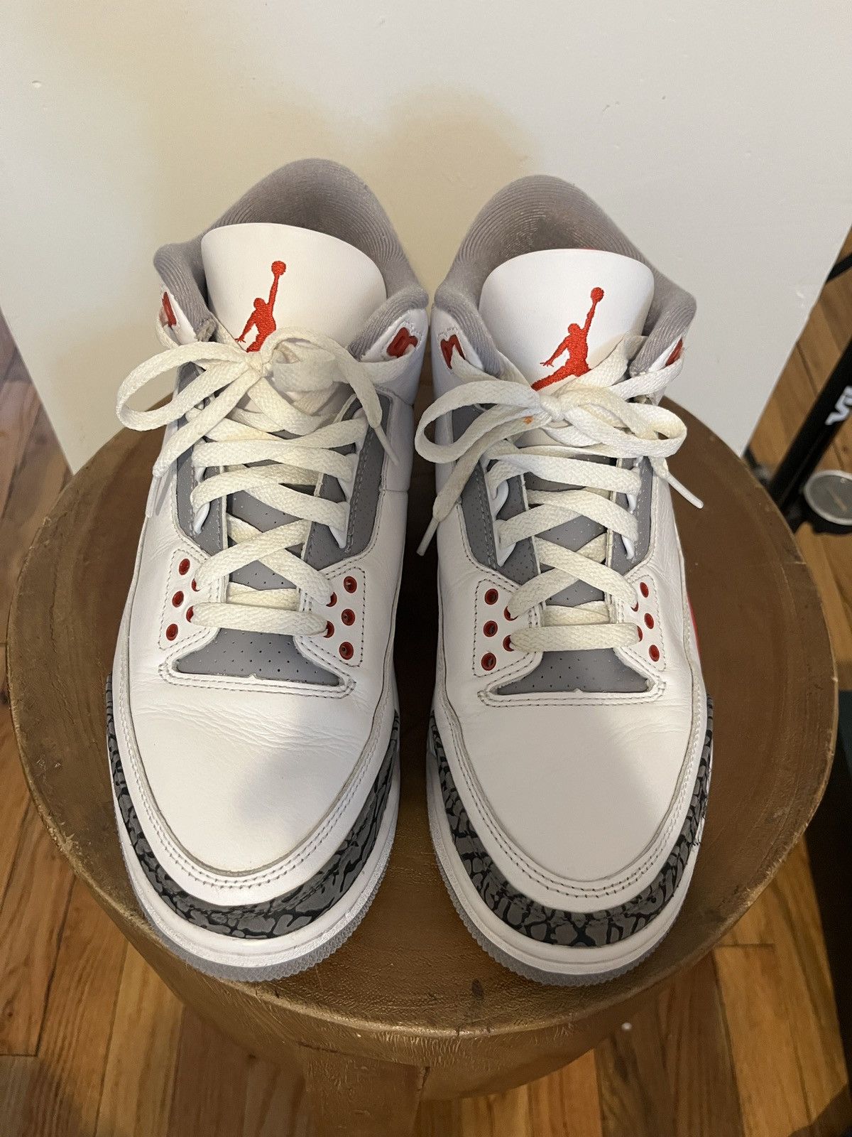 Jordan Brand Jordan 3 Retro Fire Red (2022) Size US 10 / EU 43 - 3 Thumbnail