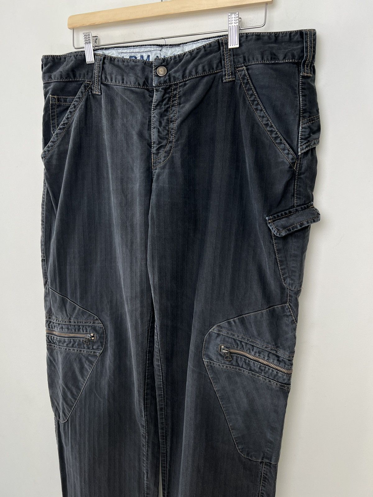 Giorgio Armani armani y2k multipocket washed cargo pants Size US 38 / EU 54 - 3 Thumbnail