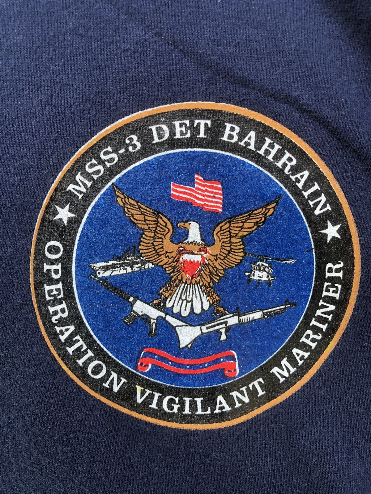 Avirex Vintage Operation Vigilant Marines MSS-3 DET Bahrain Tee Size US XL / EU 56 / 4 - 8 Thumbnail