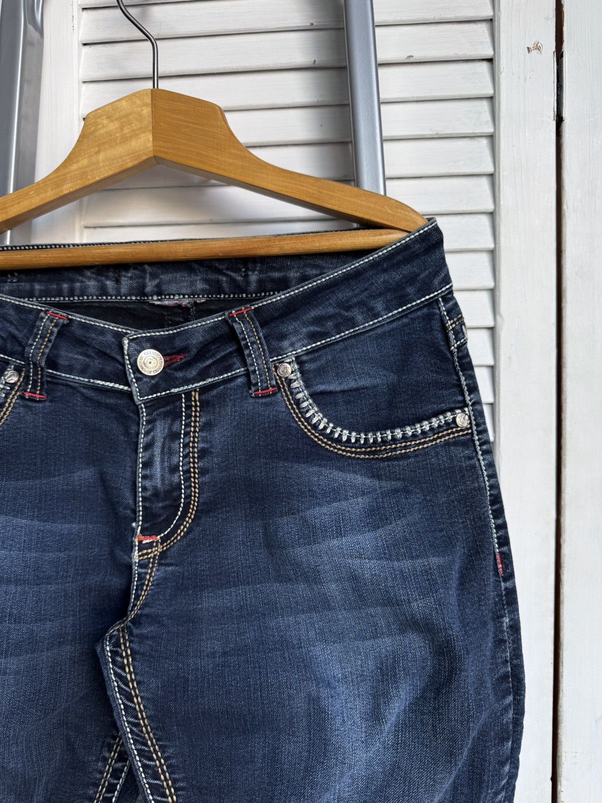 True Religion Rare True Religion JOEY BIG T Western Straight Leg Jeans Size 27" / US 4 / IT 40 - 6 Thumbnail