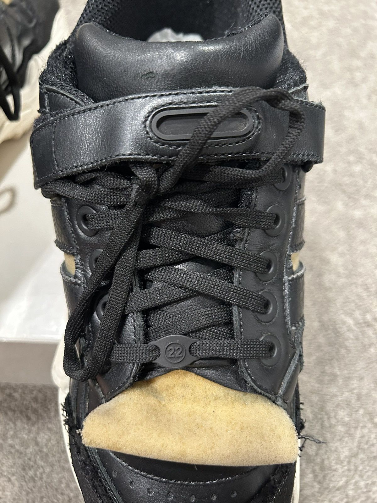 Maison Margiela Maison Margiela Retro Fit Artisanal Sneakers Black White Size US 13 / EU 46 - 6 Thumbnail
