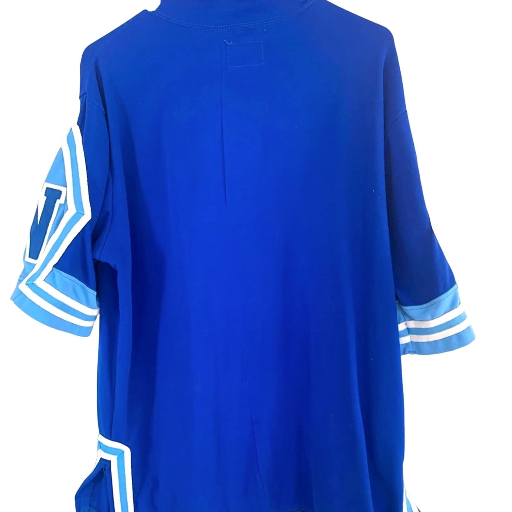 Wilson VINTAGE Wilson Basketball Warmup Button Down Shirt LARGE Blue Mens T-Shirt 70s 90s 70s era Modern Decade Retro Sports History Shirt Size US L / EU 52-54 / 3 - 5 Thumbnail