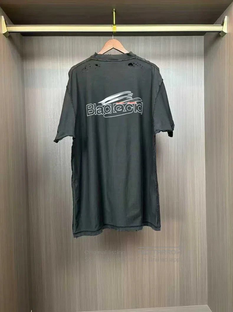 Balenciaga Balenciaga Distressed Logo Short-Sleeve Size US S / EU 44-46 / 1 - 2 Thumbnail