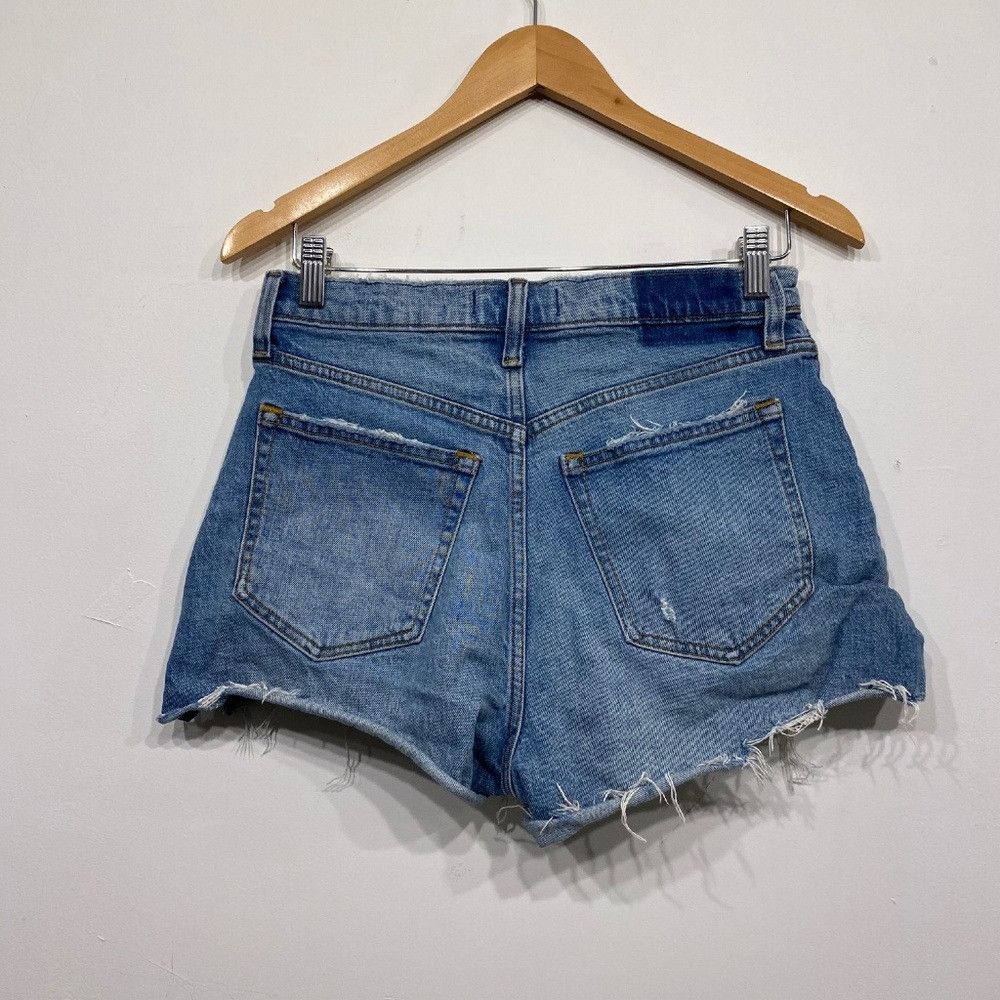 Abercrombie & Fitch Abercrombie & Fitch The Cutoff High Rise Denim Short 27 Size 27" / US 4 / IT 40 - 3 Thumbnail