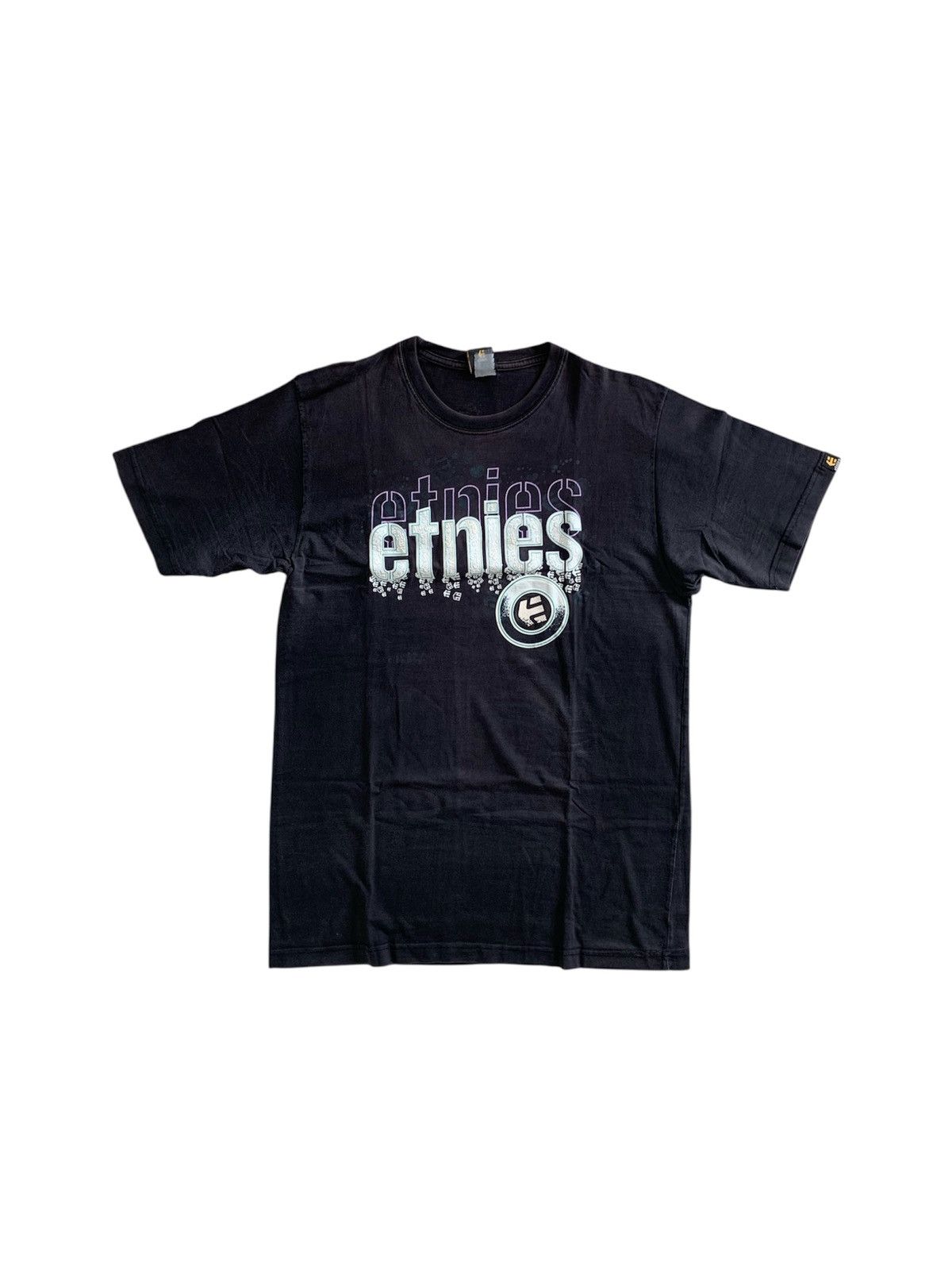 Etnies Vintage Etnies Skateboards Faded Tshirt Size US L / EU 52-54 / 3 - 7 Thumbnail