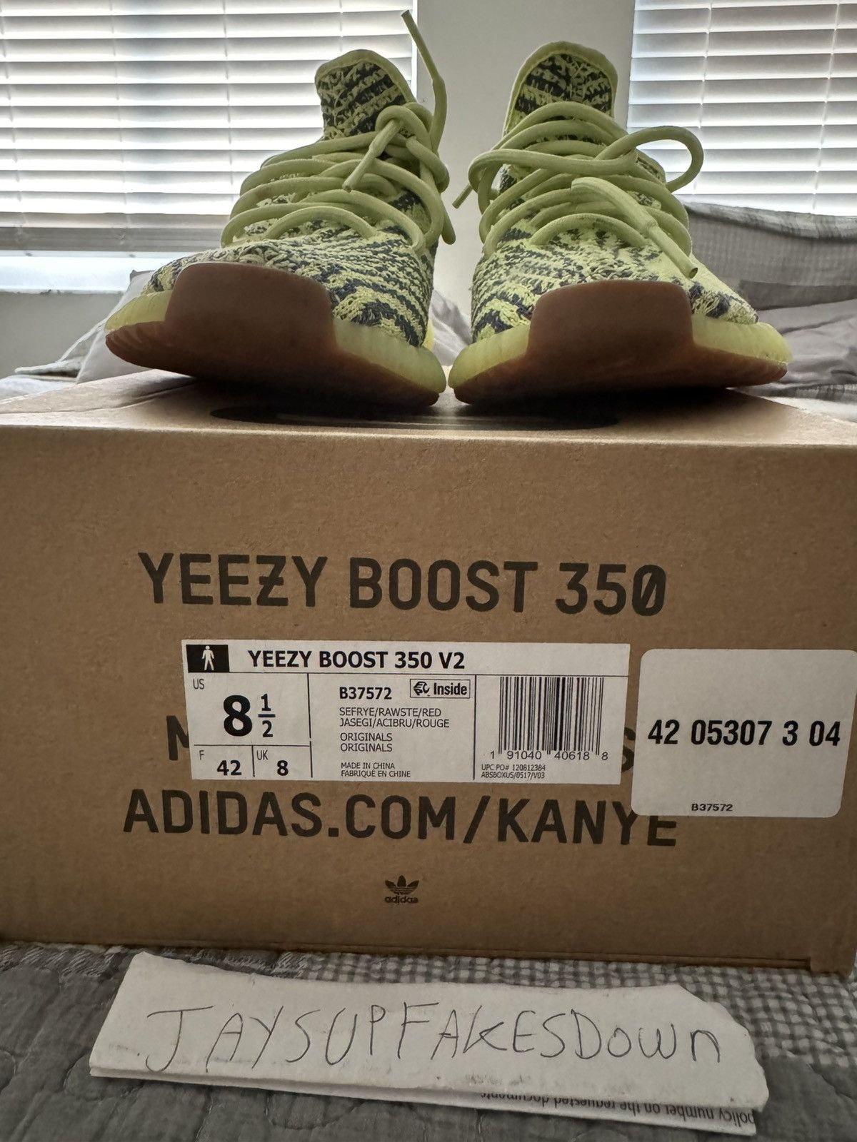 Adidas adidas Yeezy Boost 350 V2 Size 8.5 Size US 8.5 / EU 41-42 - 5 Thumbnail