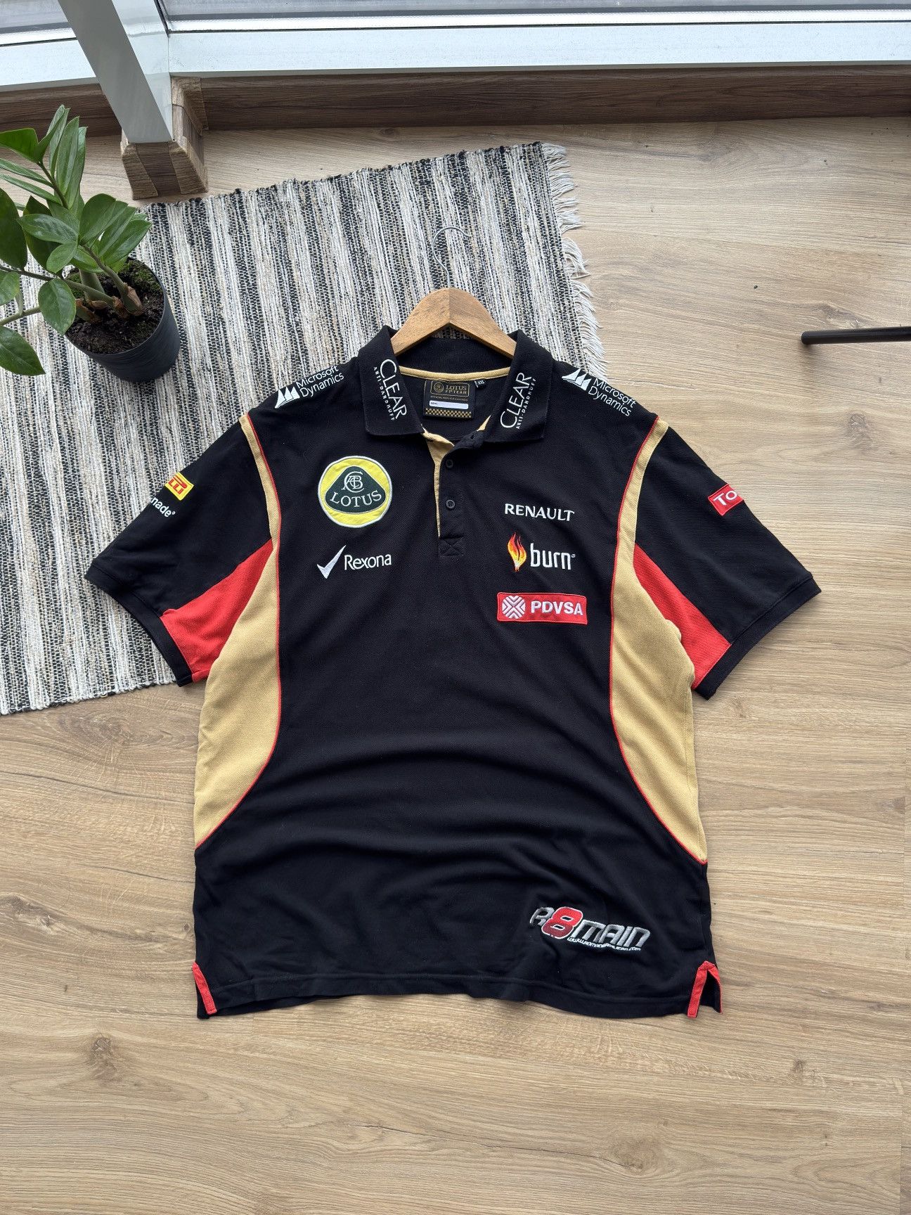 Fox Racing Lotus Racing Formula 1 Team Renault Racing Official Product Size US XXL / EU 58 / 5 - 16 Thumbnail