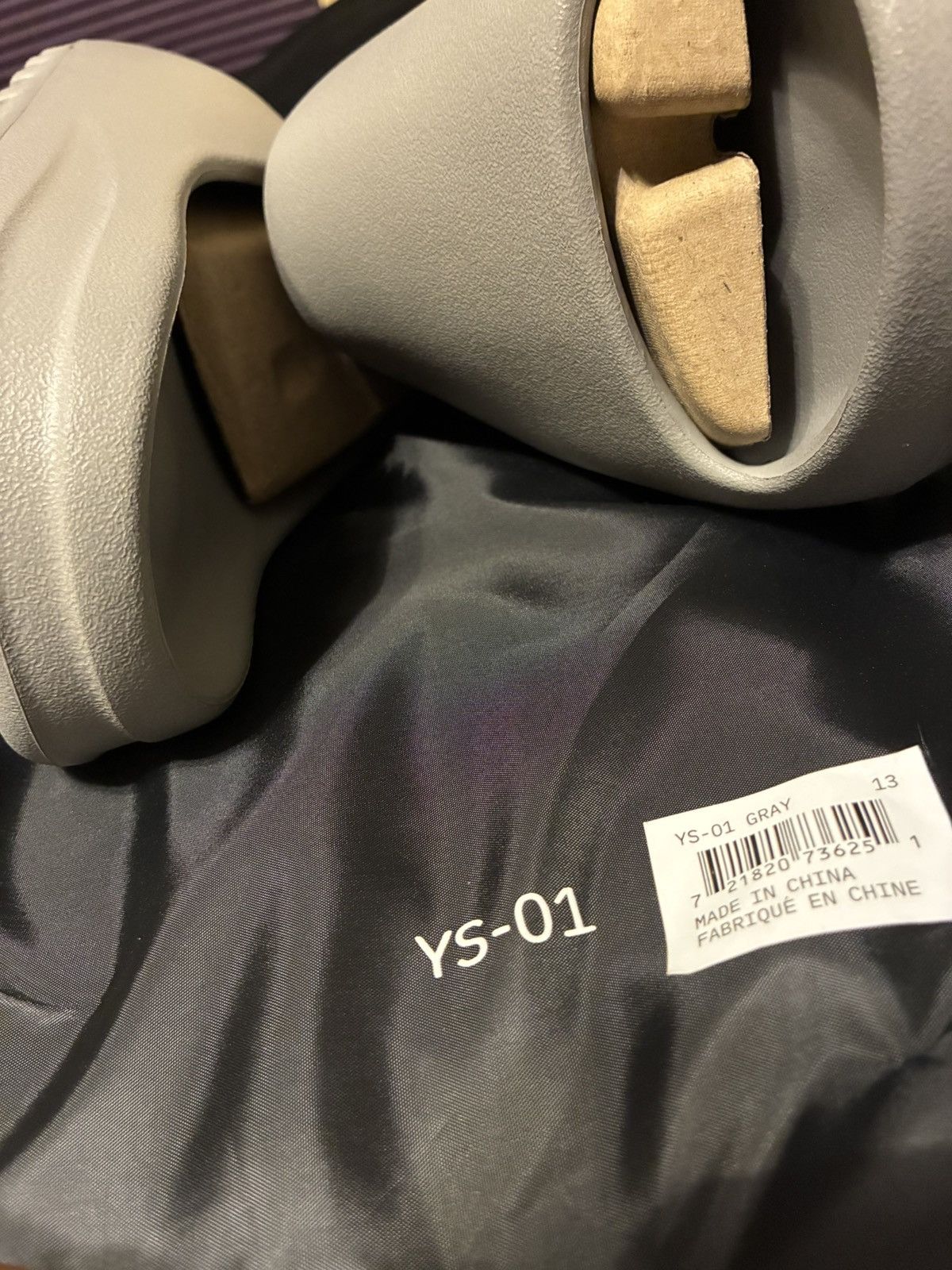 Yeezy Yeezy Slides Grey Size US 13 / EU 46 - 8 Thumbnail