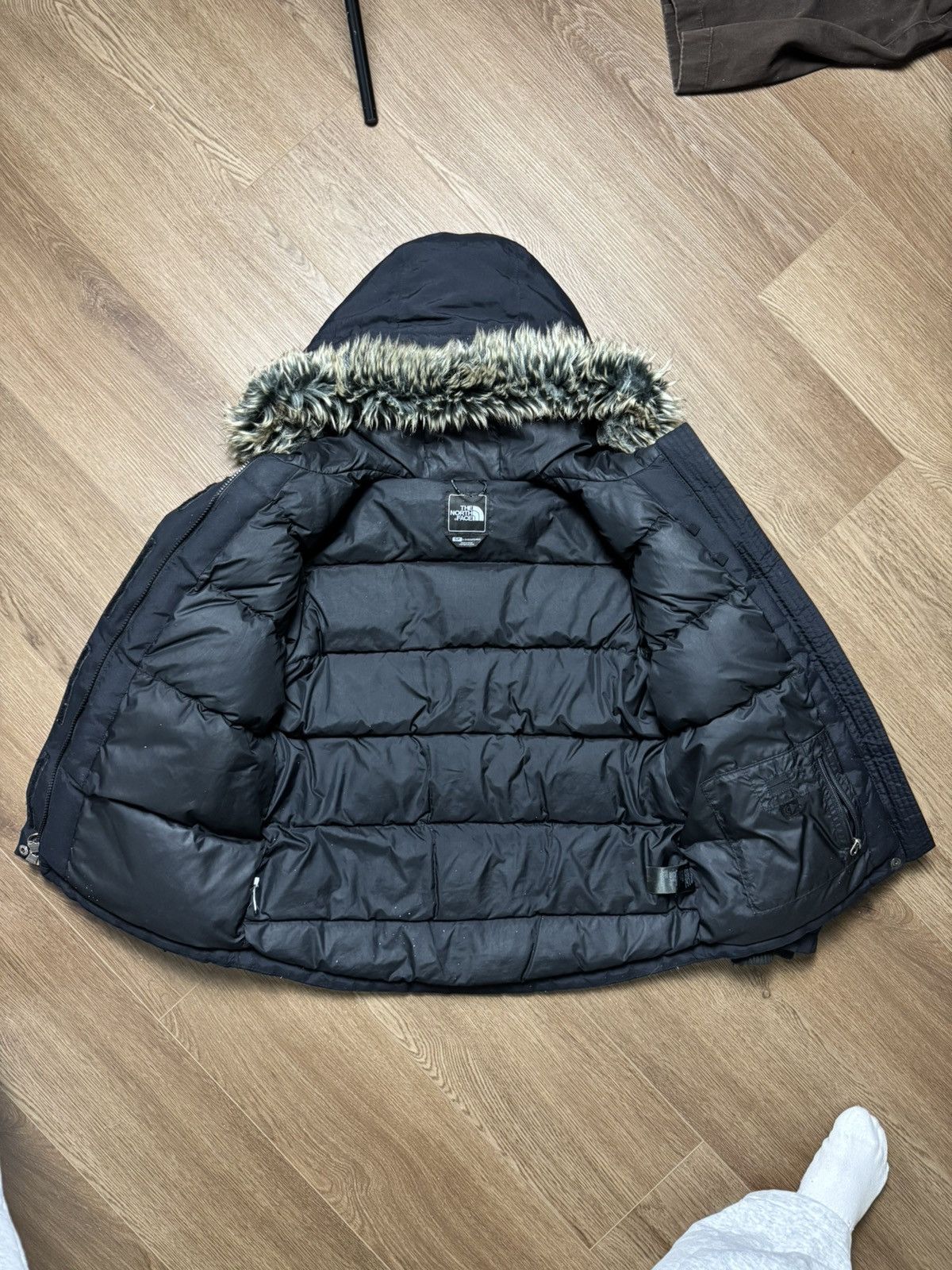 The North Face The North Face HyVent Womens Belted Down Jacket Size S Size S / US 4 / IT 40 - 4 Thumbnail
