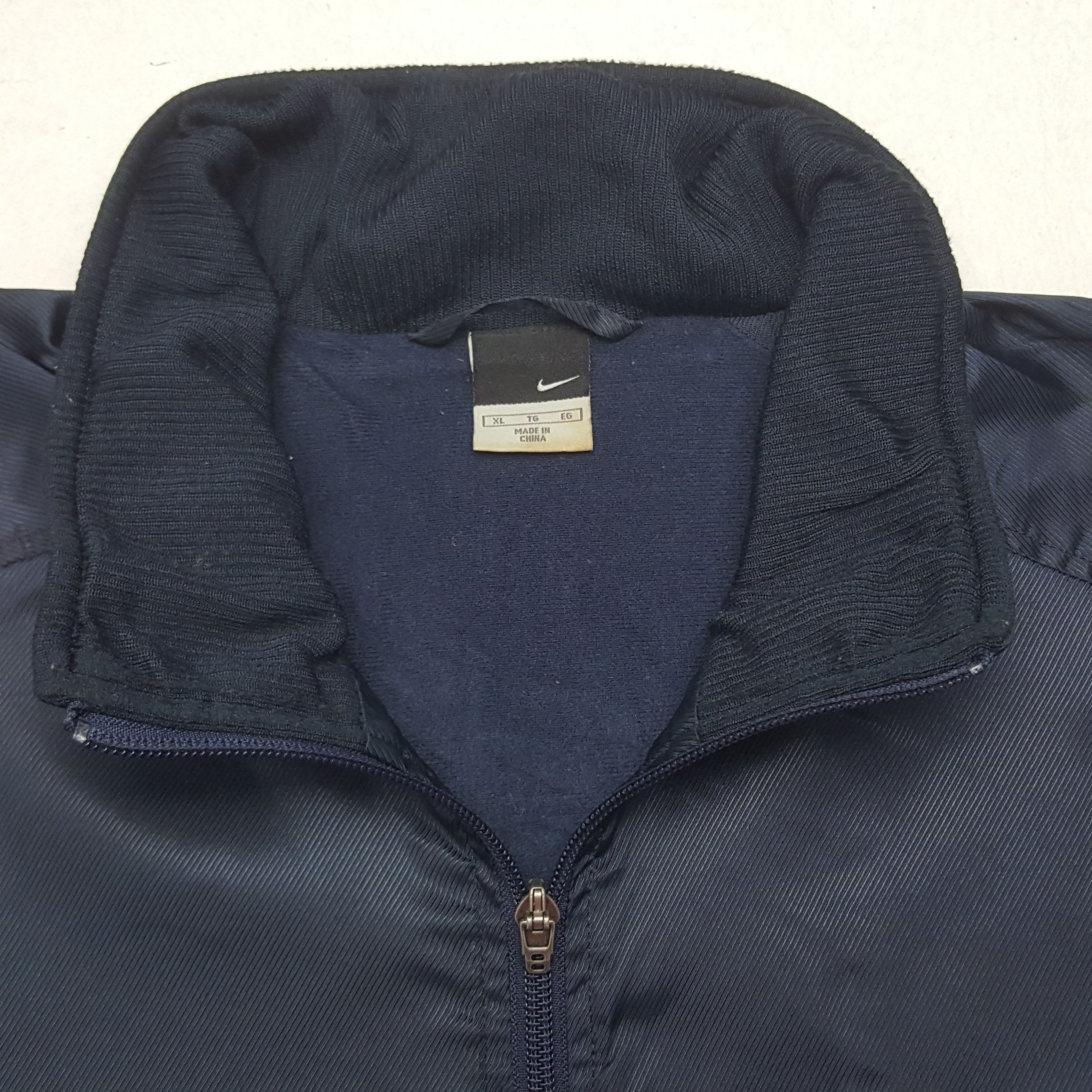 Nike × Vintage Vintage Nike American Sportwear Big Swoosh Jacket C281N11 Size US XL / EU 56 / 4 - 4 Thumbnail