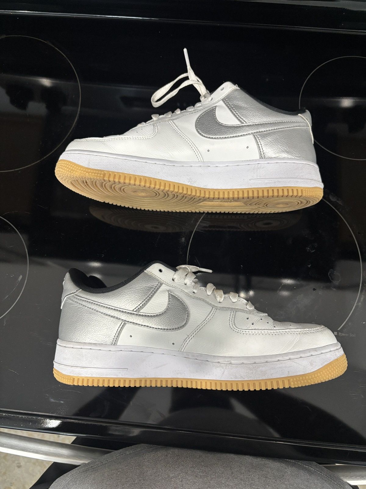 Nike Nike Air Force 1 Low White Black Gum Used Size 9.5 Size US 9.5 / EU 42-43 - 3 Thumbnail