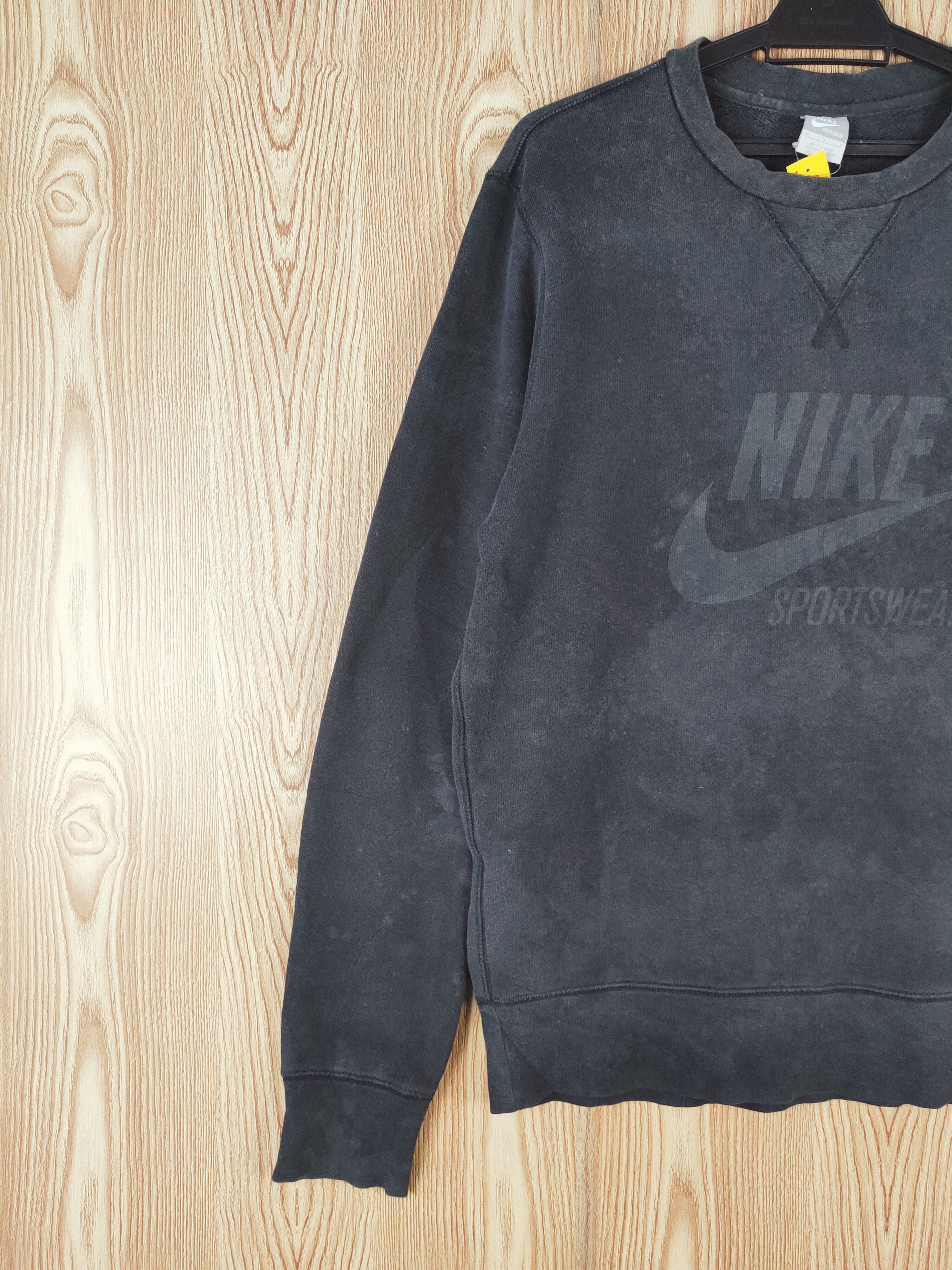 Nike Nike Black Faded Sweatshirts #W177DL Size US M / EU 48-50 / 2 - 4 Thumbnail