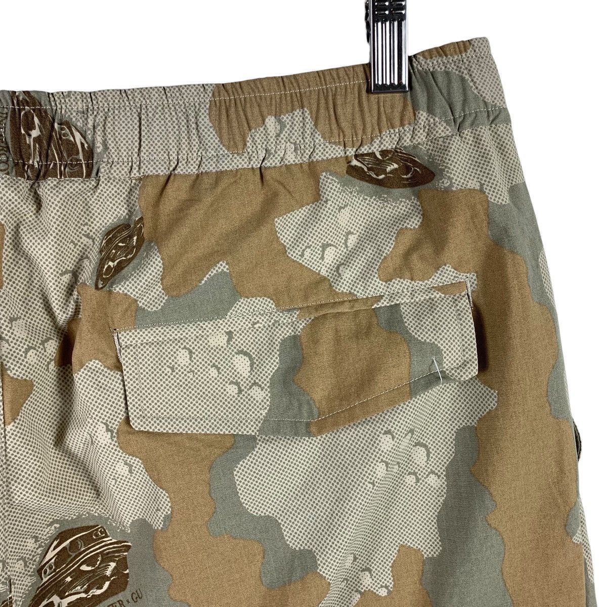 GU × Japanese Brand × Undercover GU X UNDERCOVER Camo full print cargo pants Size US 32 / EU 48 - 19 Thumbnail