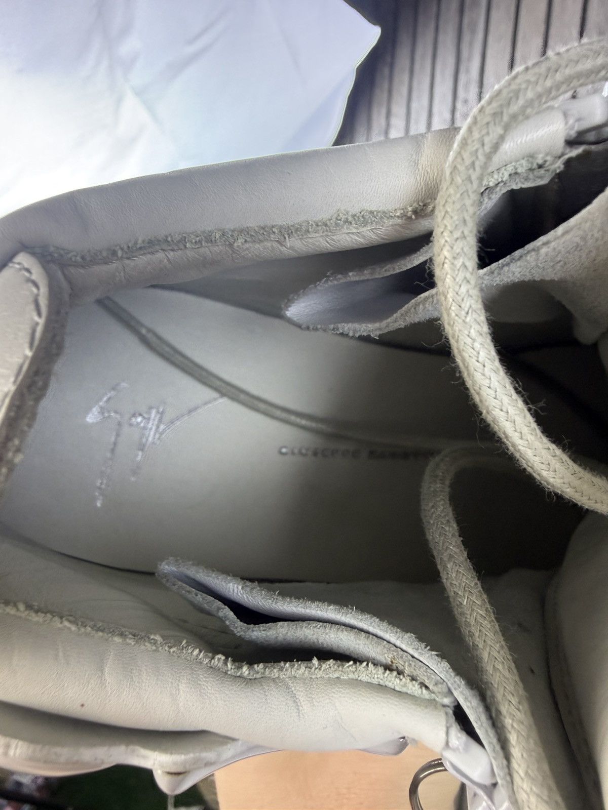 Giuseppe Zanotti 2000s Kanye west Giuseppe Zanotti Triple Wing White sz 40 Size US 7.5 / EU 40-41 - 8 Thumbnail