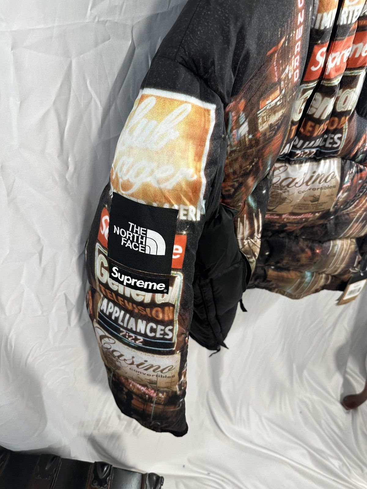 Supreme × The North Face Supreme X The North face bomber Size US M / EU 48-50 / 2 - 6 Thumbnail