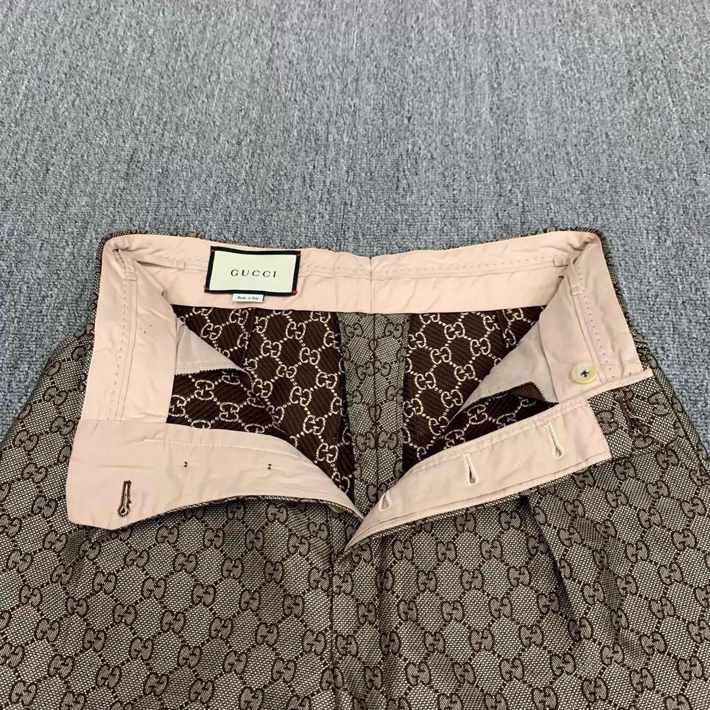 Gucci Gucci Brown GG Monogram Shorts 40 95 New Size 27" / US 4 / IT 40 - 8 Thumbnail