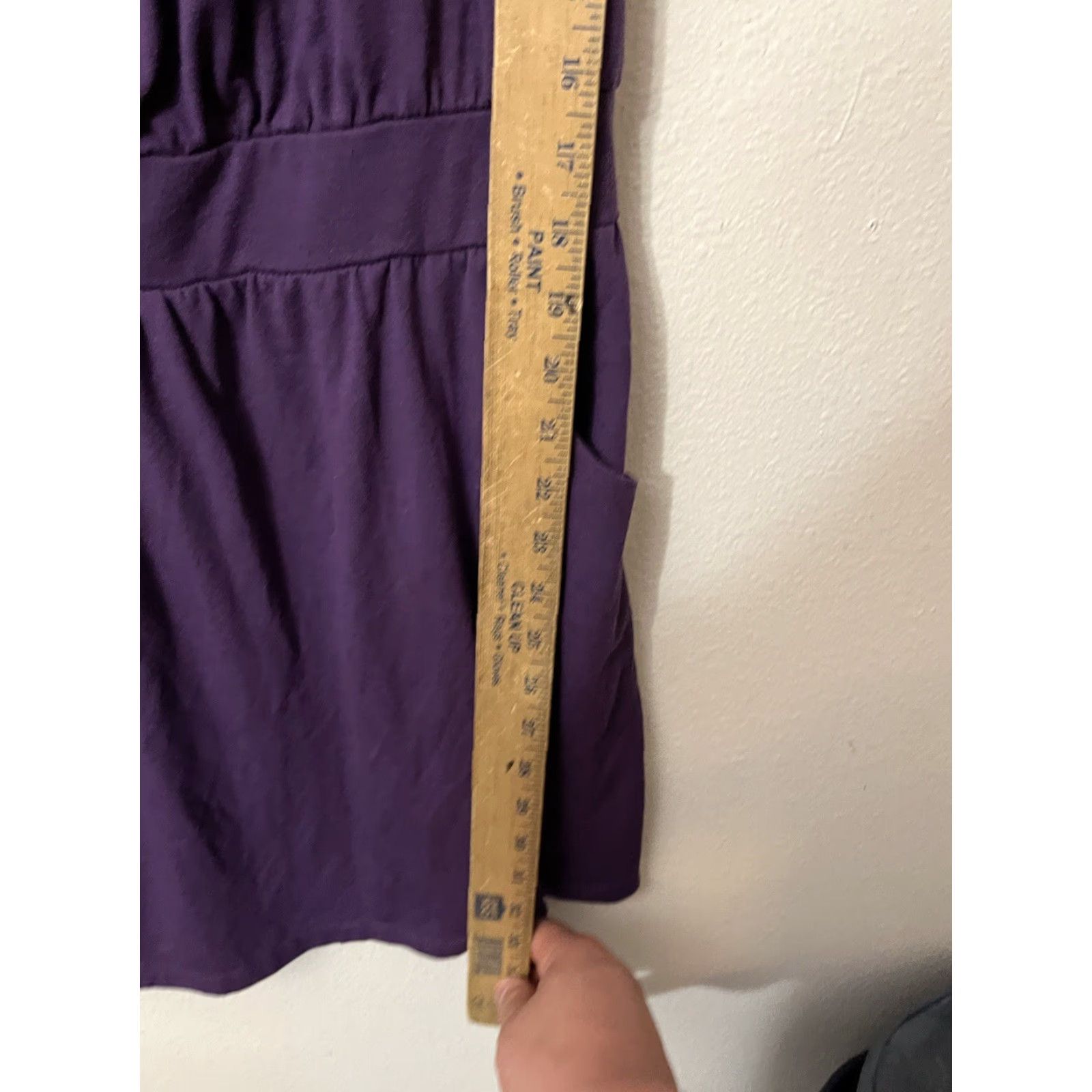 Guess GUESS Purple Solid Dress Short Women V-Neck Straps Mini Sleeveless Size 32" / US 10 / IT 46 - 4 Thumbnail