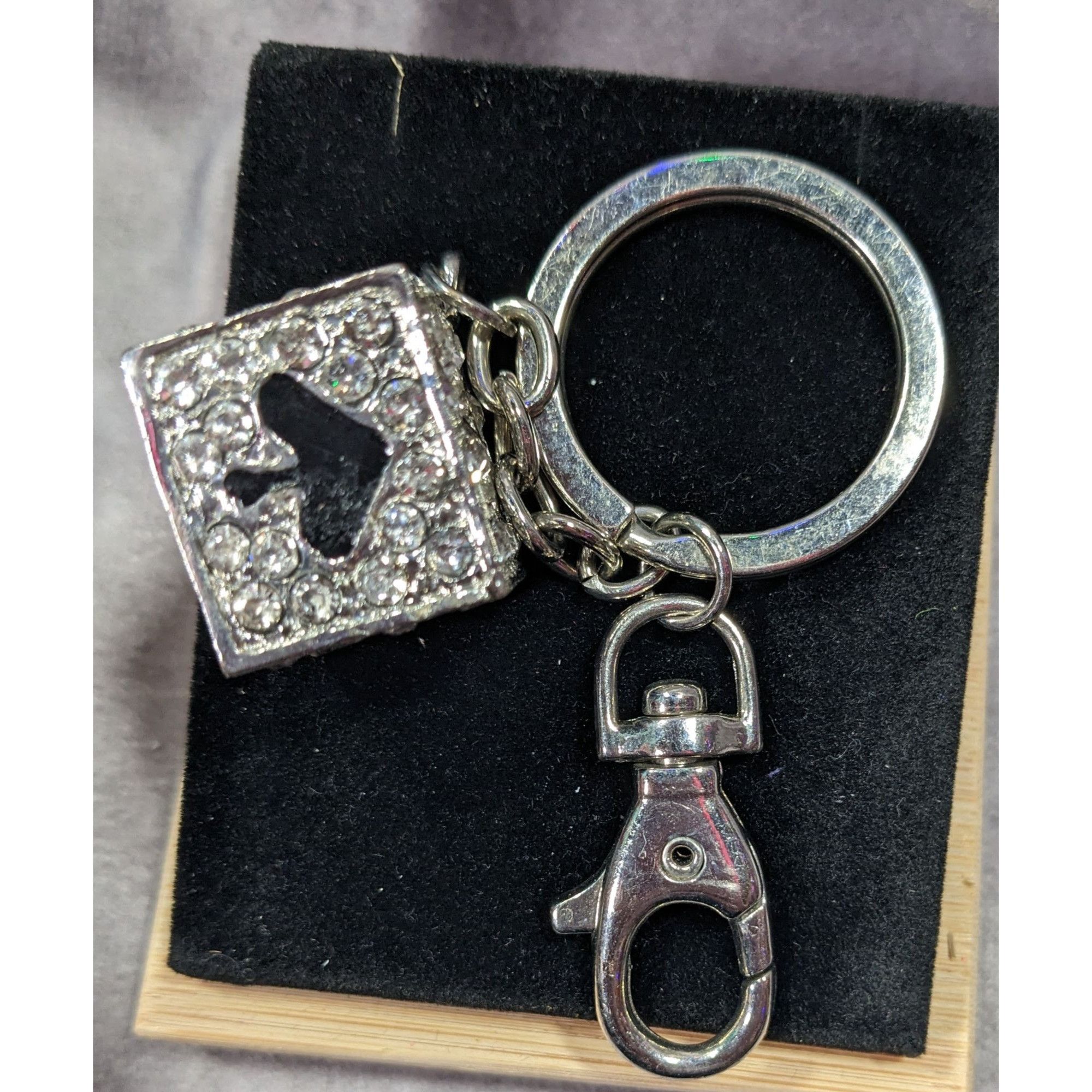 Other Las Vegas Souvenir Sparkly Rhinestone Dice Keychain Size ONE SIZE - 10 Thumbnail