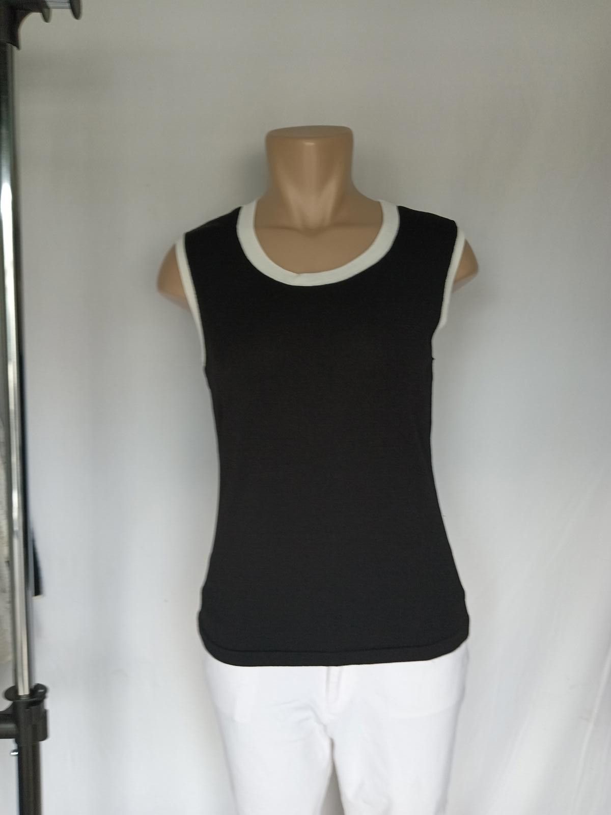 Jones New York Jones New York Black Sleeveless Top with White Trim Size S / US 4 / IT 40 - 1 Thumbnail